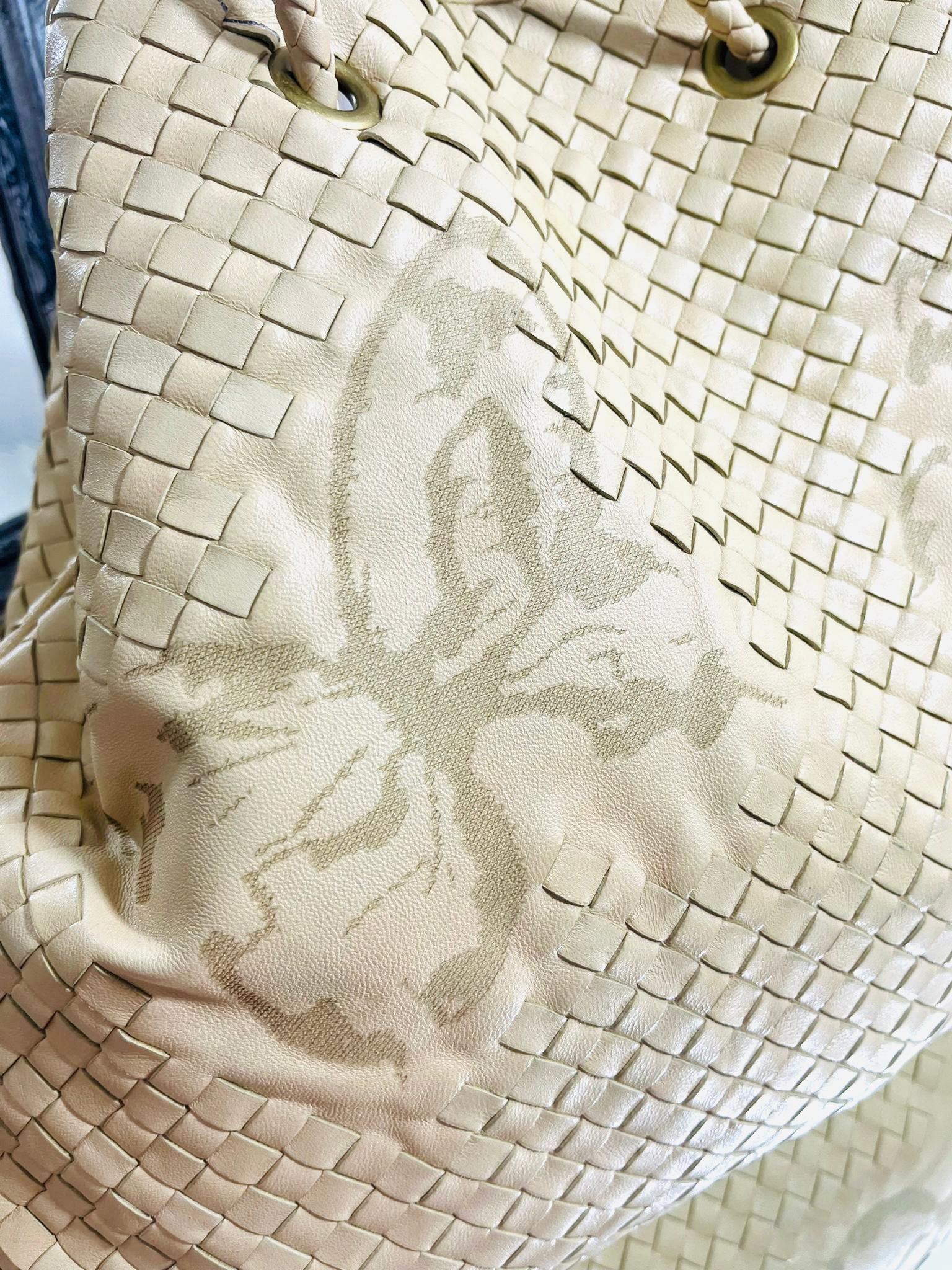 Bottega Veneta Butterfly Embossed Woven Leather Bag For Sale 2