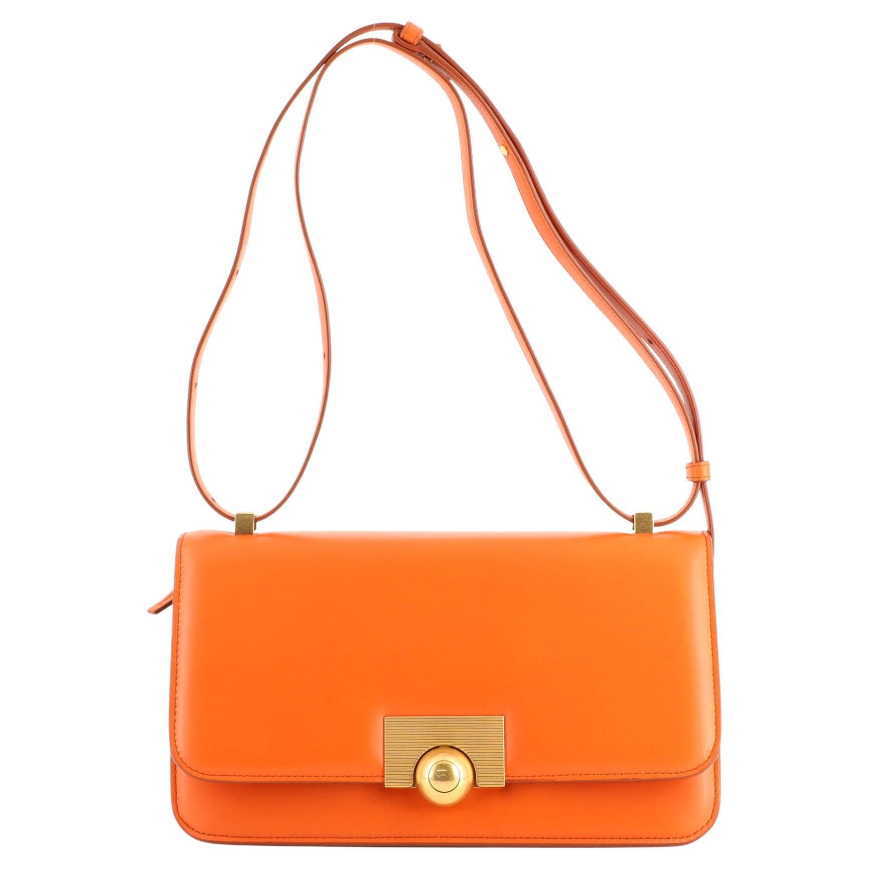 Bottega Veneta BV Classic Bag Smooth Calfskin Medium