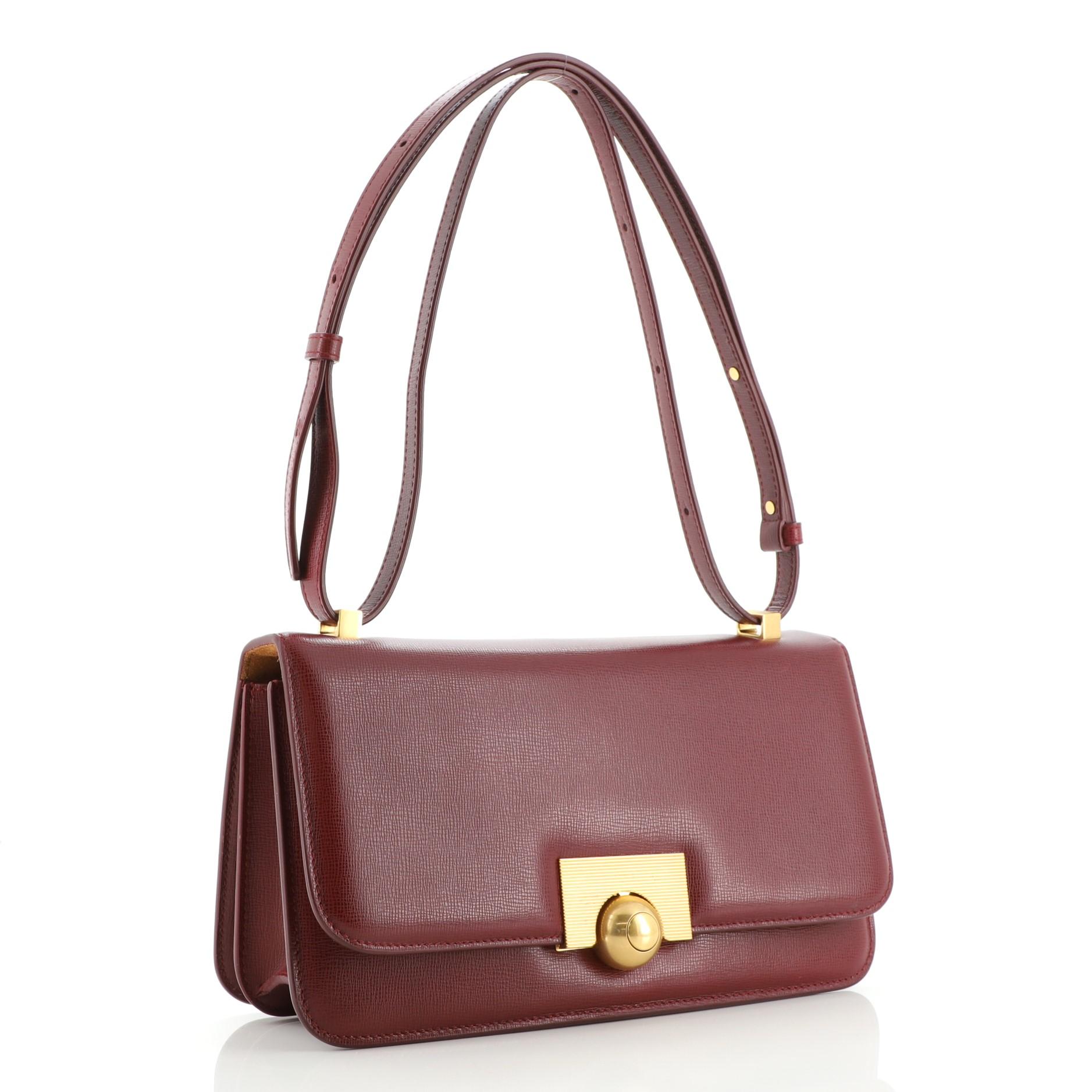 Klassische Tasche von Bottega Veneta BV aus strukturiertem Kalbsleder Medium (Braun)