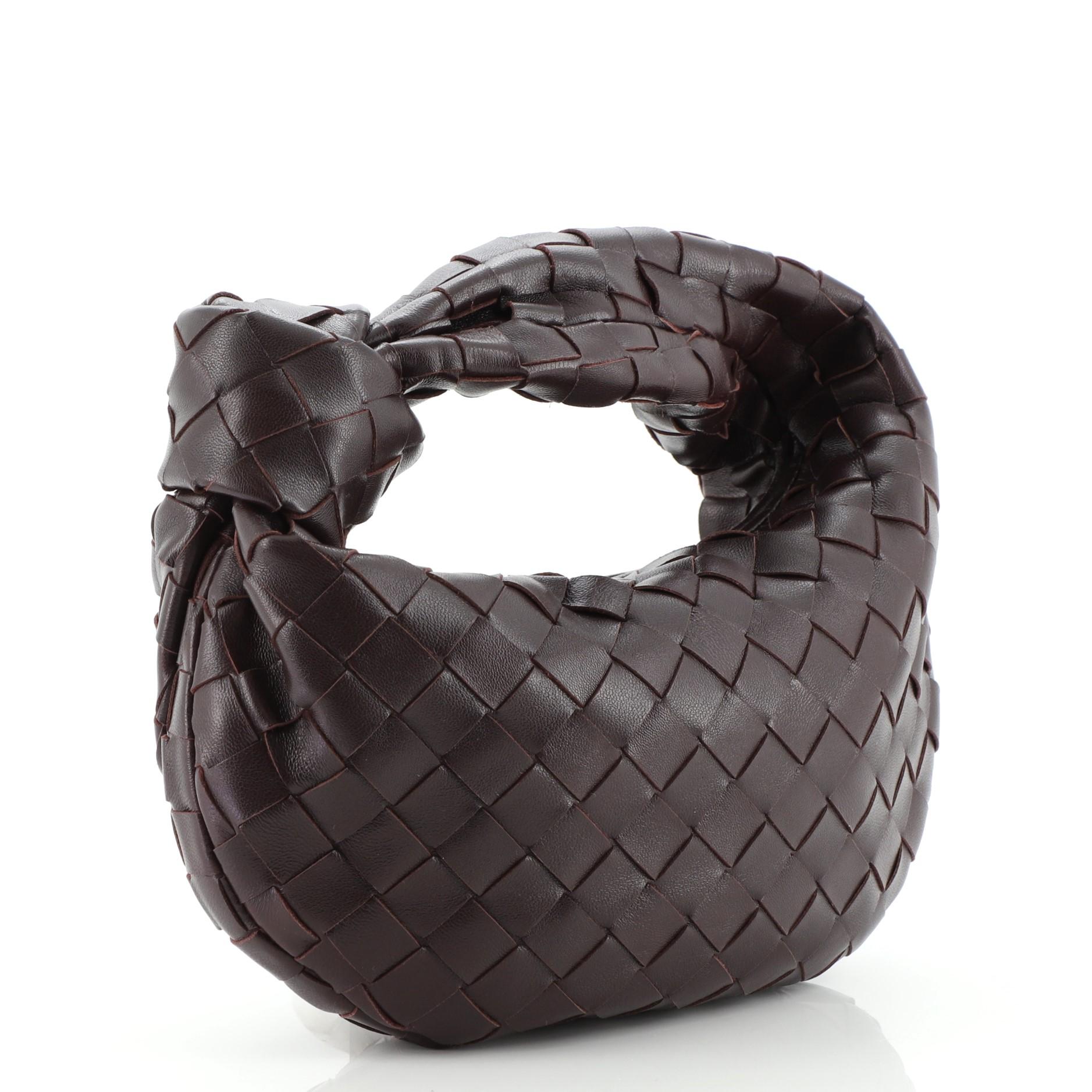 bottega veneta women's jodie bag stores