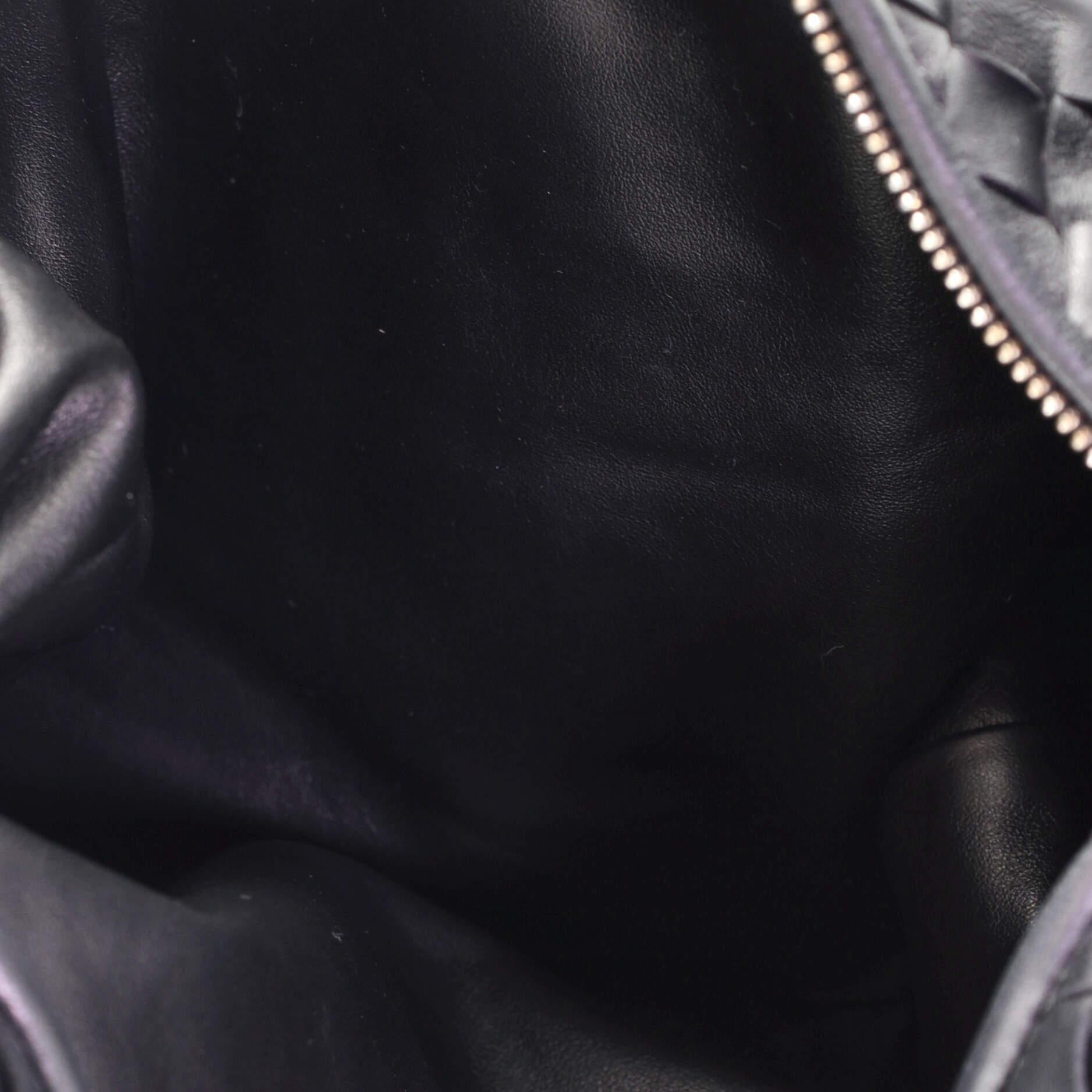 Bottega Veneta BV Jodie Hobo Intrecciato Nappa Teen In Good Condition In NY, NY