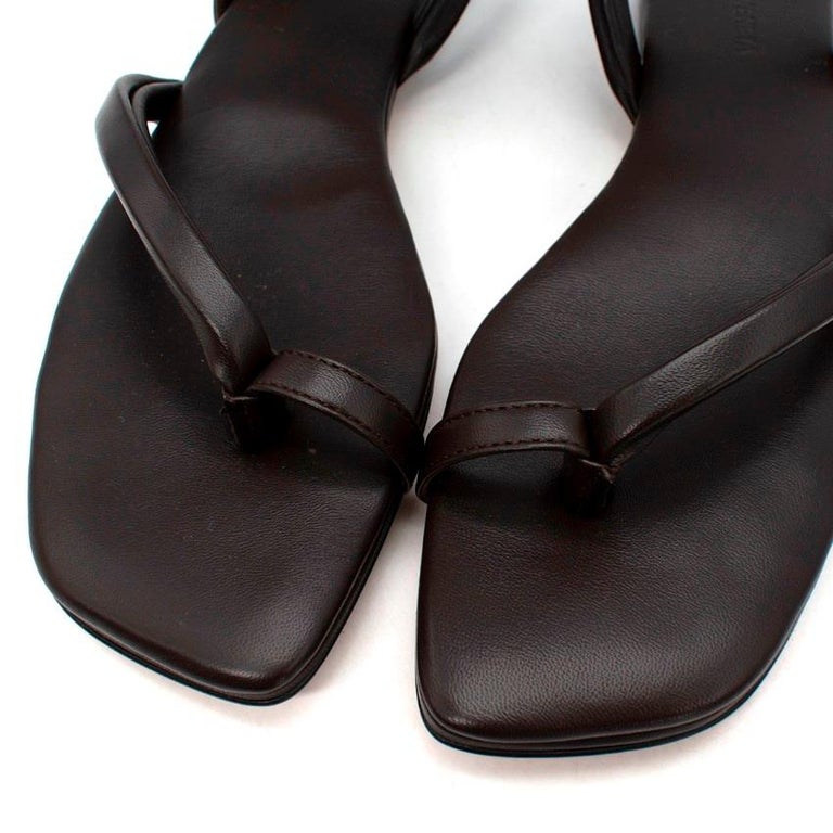 bv spiral sandals