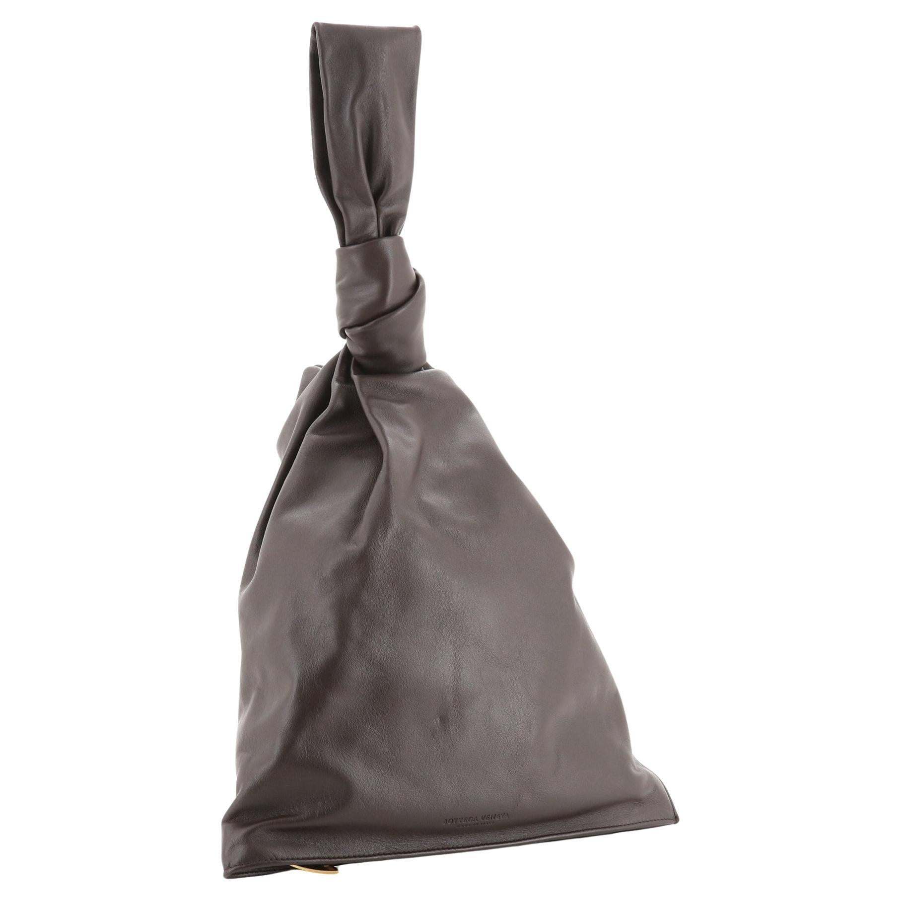 Bottega Veneta BV Twist Bag Leather Brown  For Sale