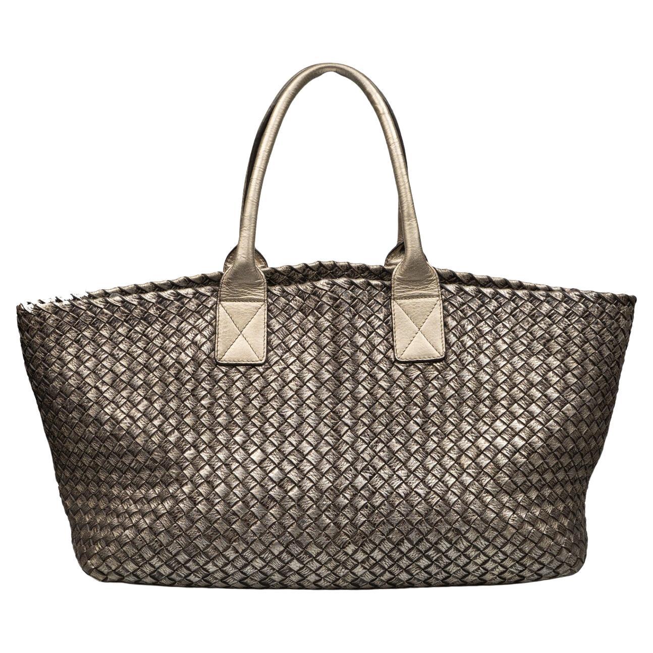 Gucci Monogram GG Globe Trotter Bamboo Vanity Case Bag For Sale at 1stDibs