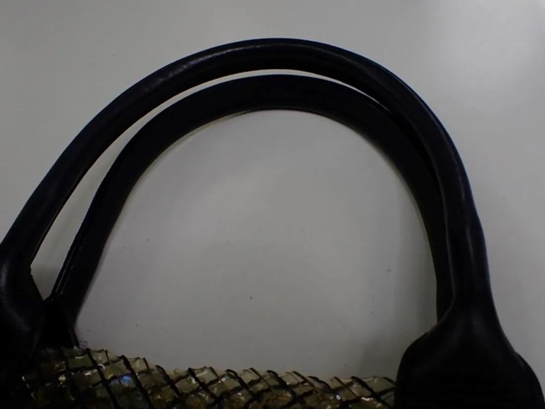 Bottega Veneta Cabat Large Intreccio Nero e Trasparente Tote in Pelle e PVC in vendita 4
