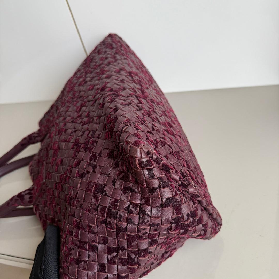 Bottega Veneta Cabat Large Intreccio Burgundy Leather and Velvet 40cm For Sale 6