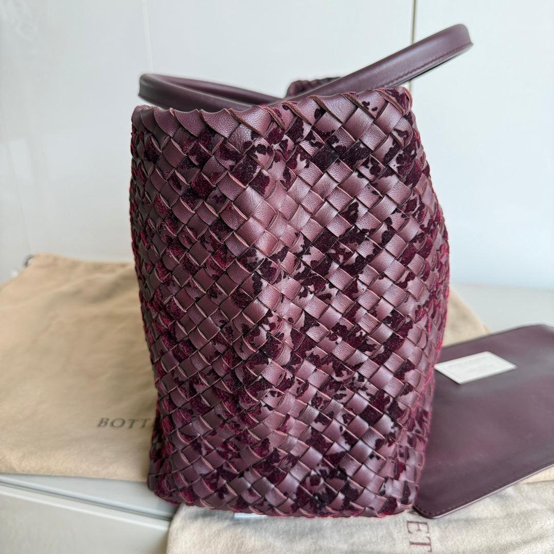 Black Bottega Veneta Cabat Large Intreccio Burgundy Leather and Velvet 40cm