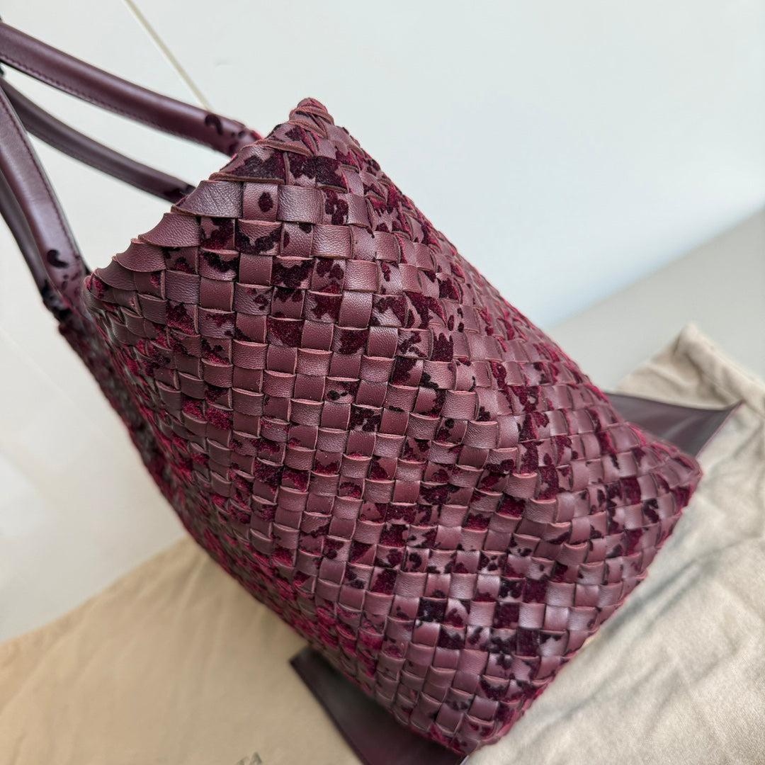 Women's Bottega Veneta Cabat Large Intreccio Burgundy Leather and Velvet 40cm