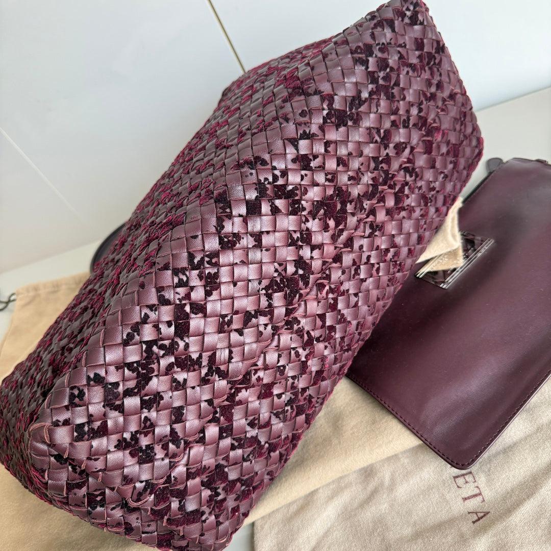 Bottega Veneta Cabat Large Intreccio Burgundy Leather and Velvet 40cm 1