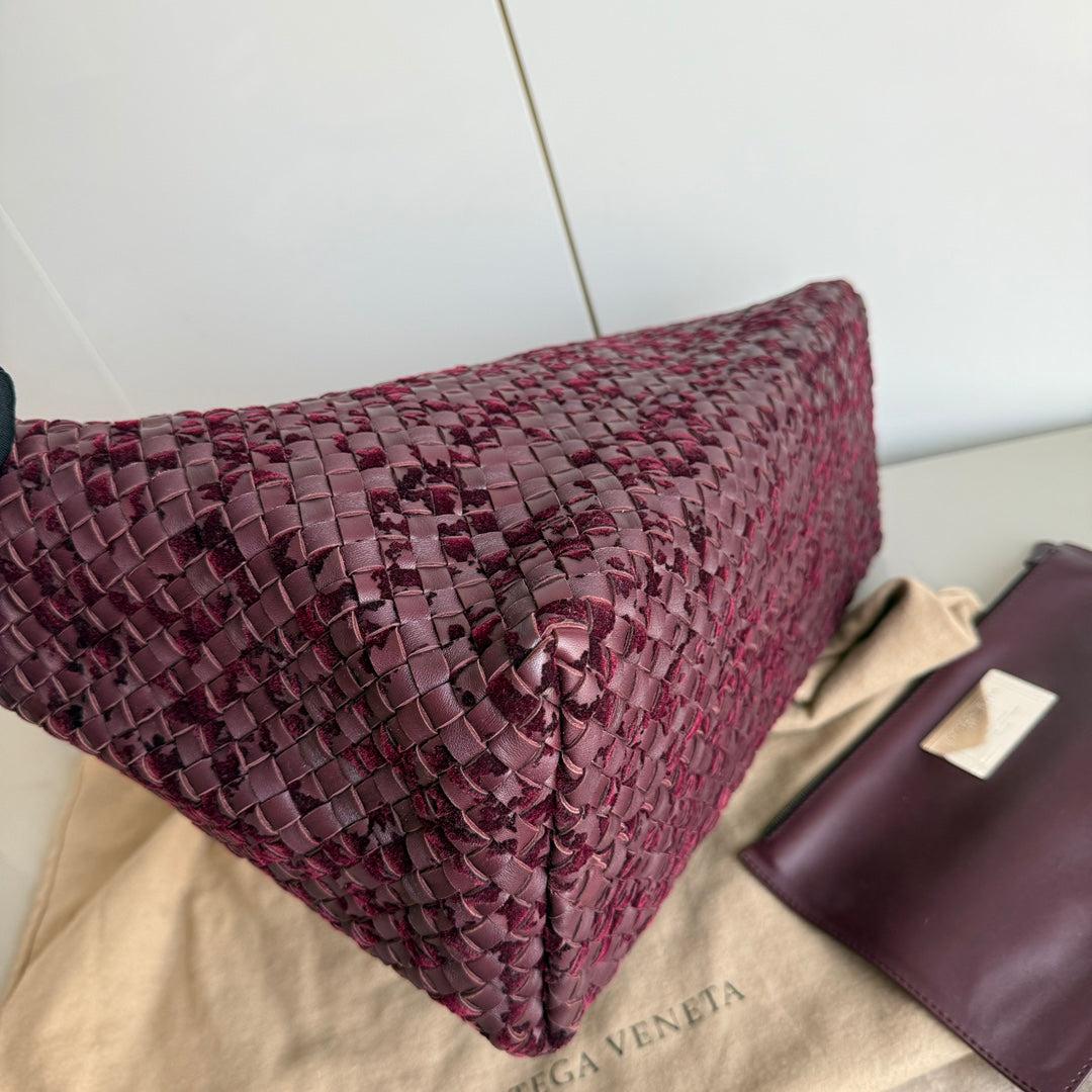 Bottega Veneta Cabat Large Intreccio Burgundy Leather and Velvet 40cm 4