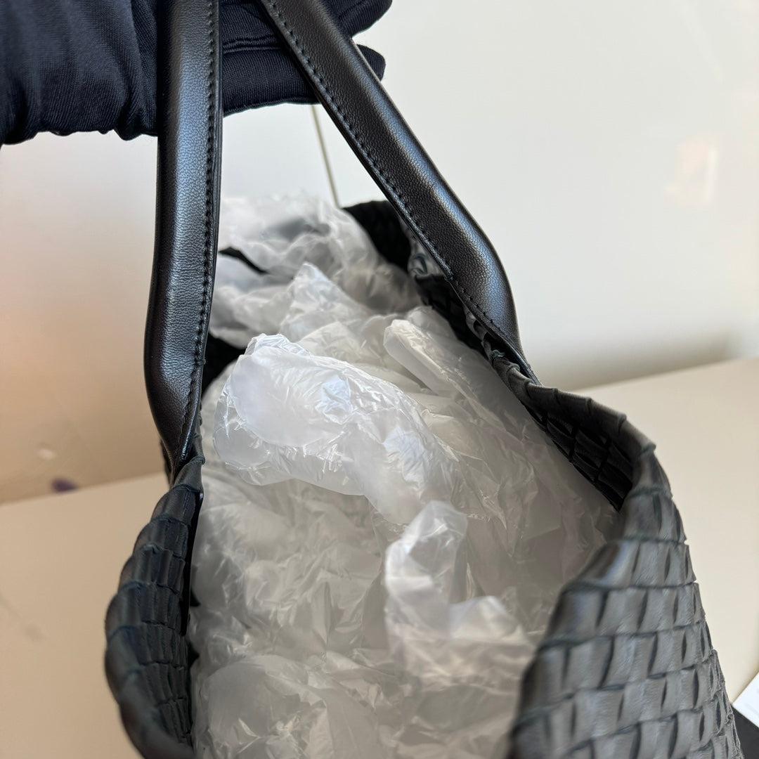 Bottega Veneta Cabat Large Intreccio Leather Tote Bag Black 40cm 7