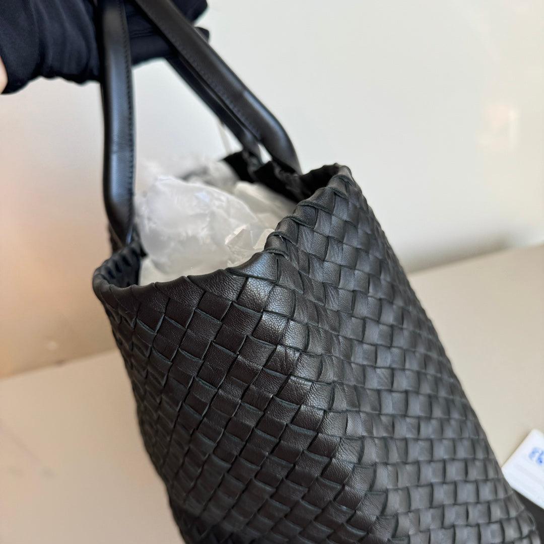 Bottega Veneta Cabat Large Intreccio Leather Tote Bag Black 40cm 10