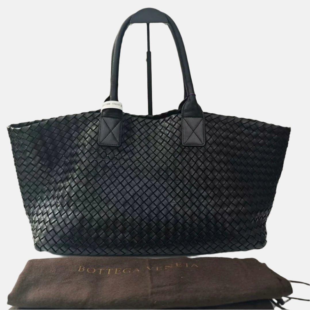 Bottega Veneta Cabat Large Intreccio Leather Tote Bag Black 40cm In Excellent Condition In AUBERVILLIERS, FR