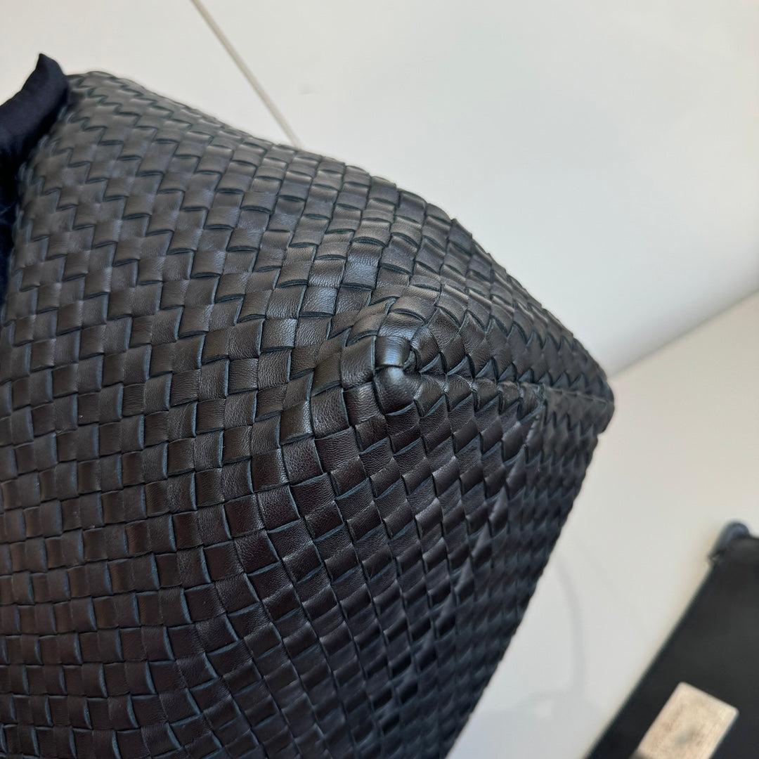 Bottega Veneta Cabat Large Intreccio Leather Tote Bag Black 40cm 3