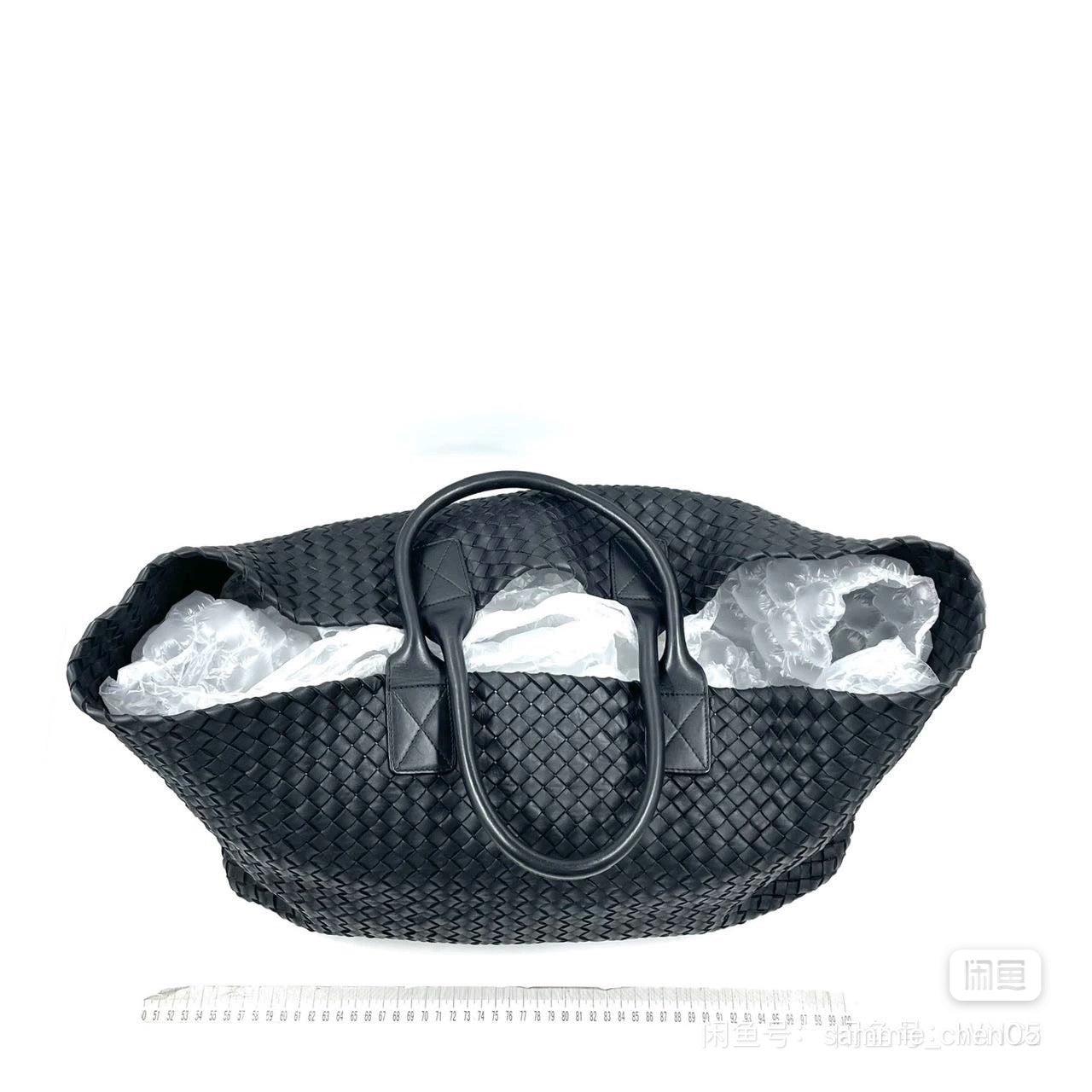 Bottega Veneta Cabat Large Intreccio Leather Tote Bag Black 45cm 6