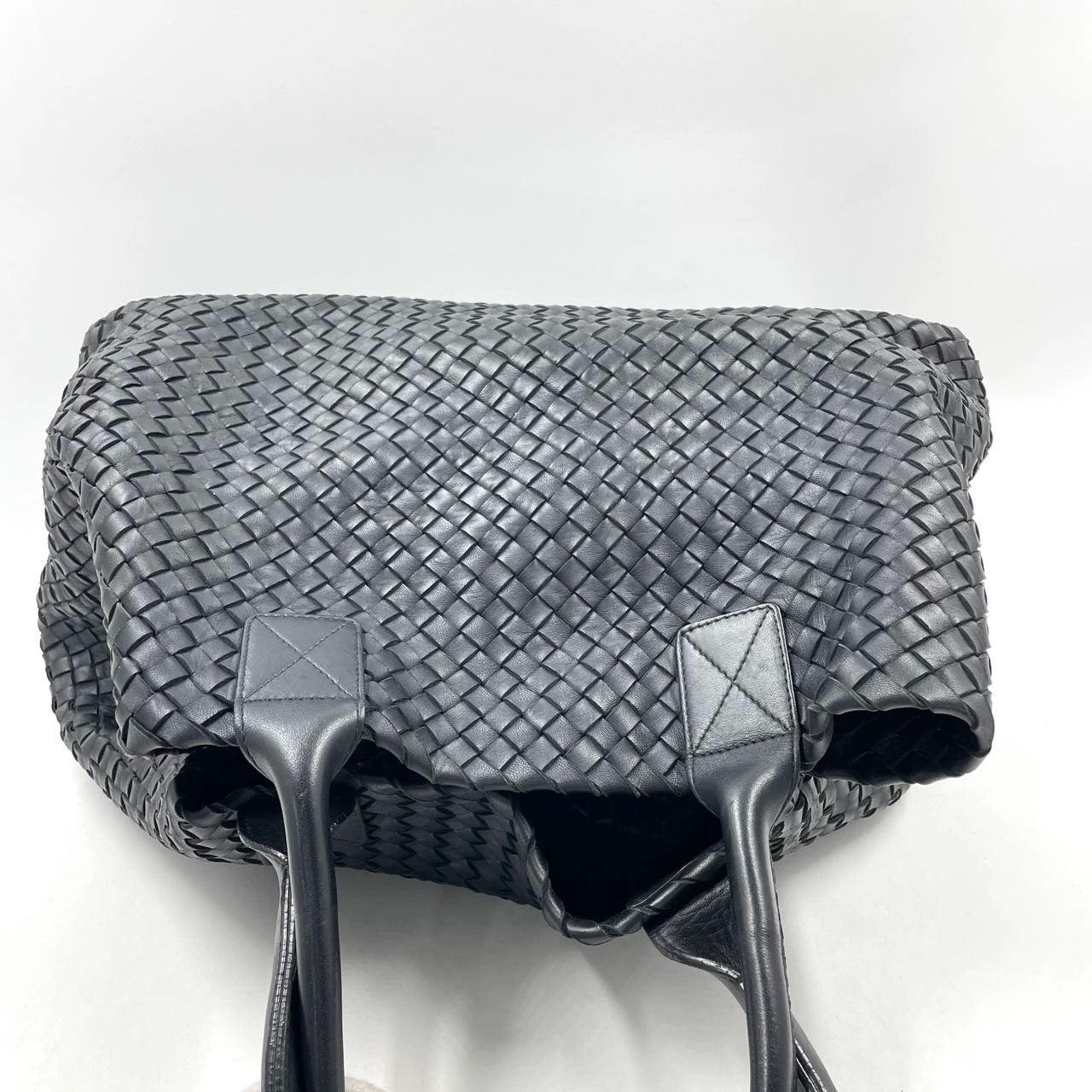 Bottega Veneta Cabat Large Intreccio Leather Tote Bag Black 45cm 8