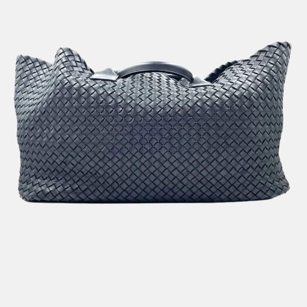 Bottega Veneta Cabat Large Intreccio Leather Tote Bag Black 45cm
 These are professional photos of the actual bag offered by Luxbags.
 Discover the sophisticated luxury of the Bottega Veneta Cabat Intreccio Leather Tote Bag. Revel in its stylish