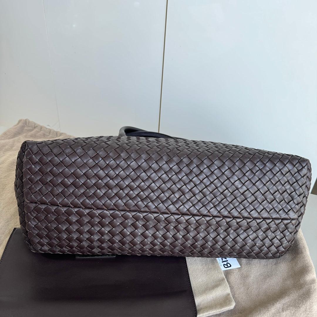 Women's Bottega Veneta Cabat Large Intreccio Leather Tote Bag Dark Chocolate Brown 40cm