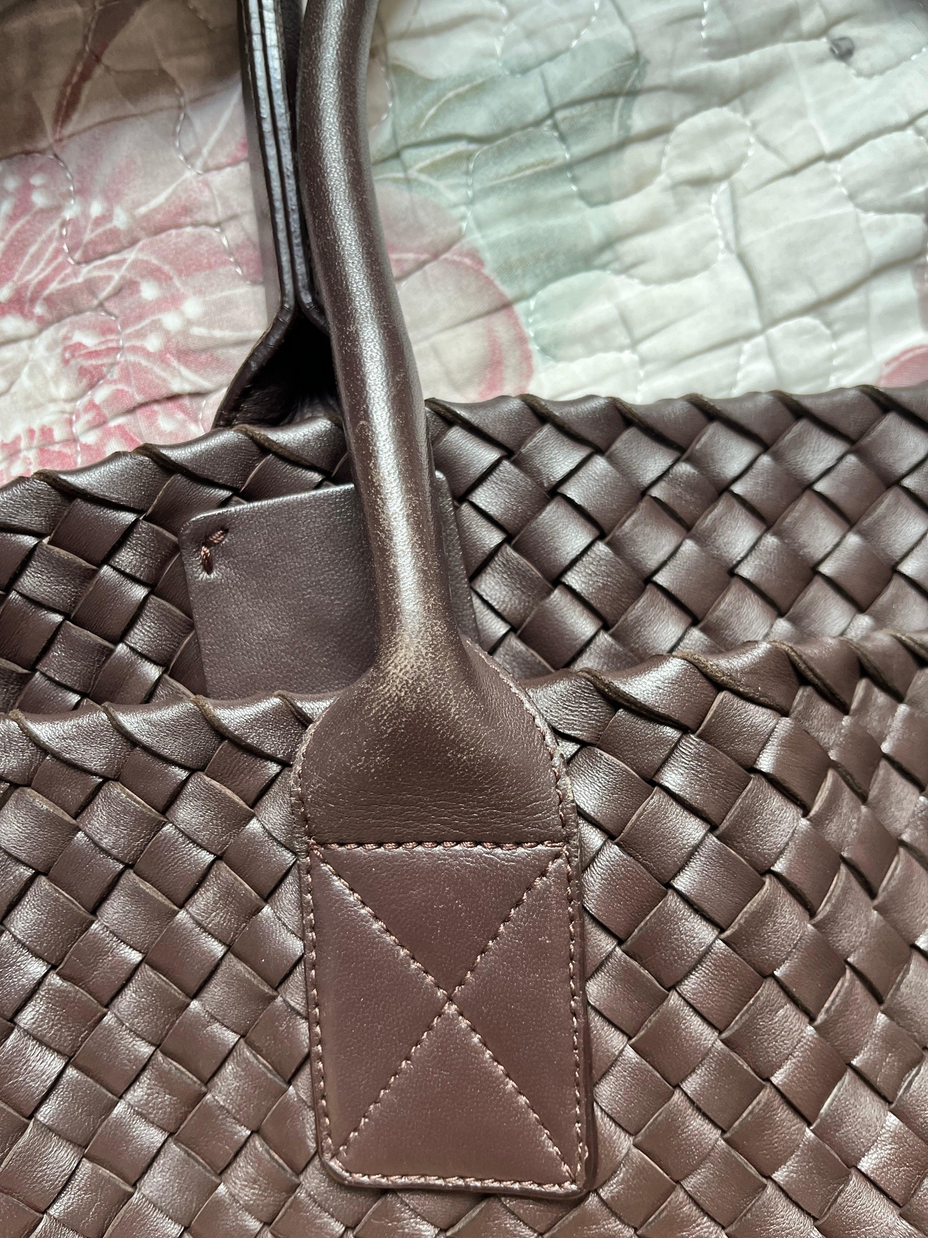 Bottega Veneta Cabat Large Intreccio Leather Tote Bag Dark Chocolate Brown 42cm 14