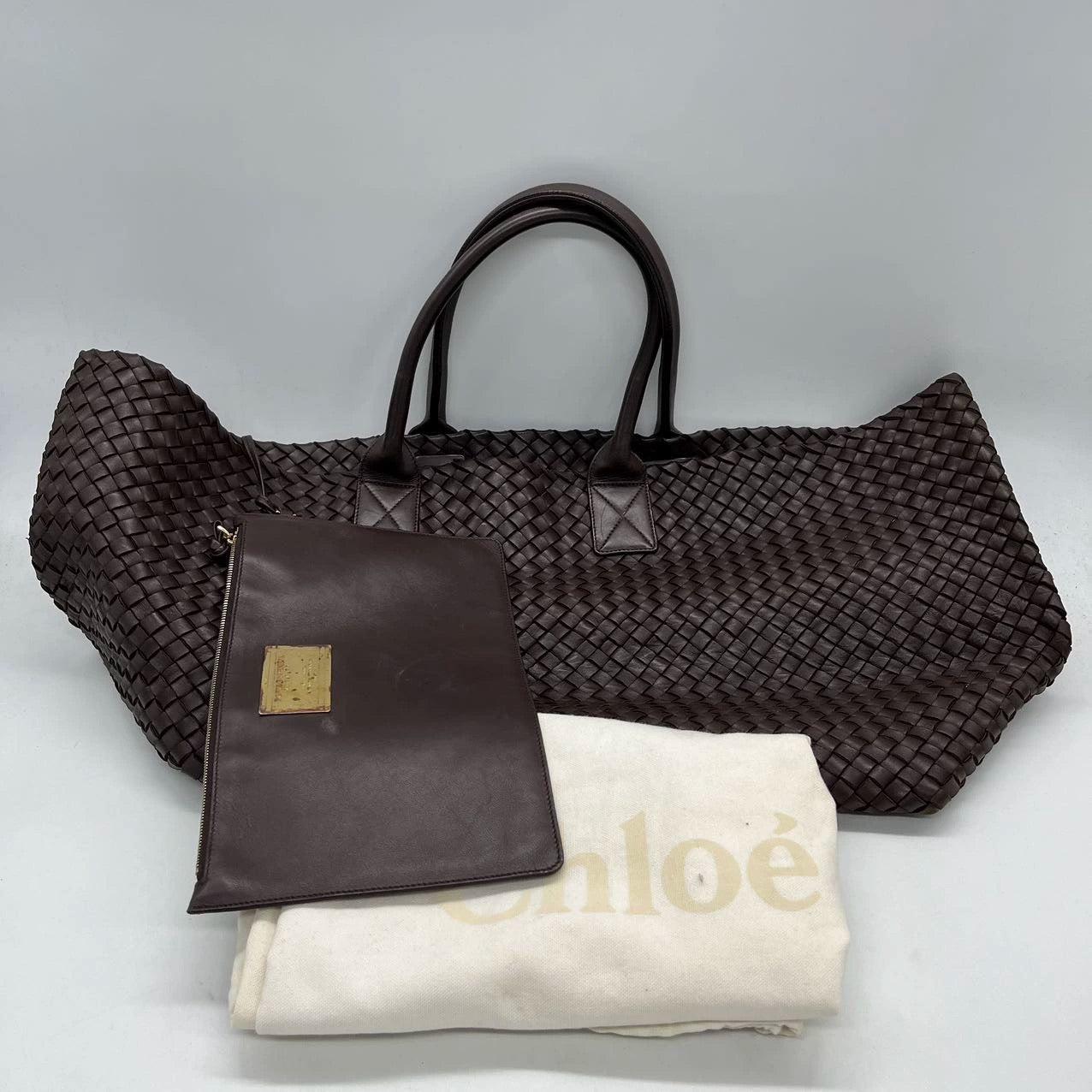 Bottega Veneta Cabat Large Intreccio Leather Tote Bag Dark Chocolate Brown 42cm
 These are professional photos of the actual bag offered by Luxbags.
 Discover the sophisticated luxury of the Bottega Veneta Cabat Intreccio Leather Tote Bag. Revel in