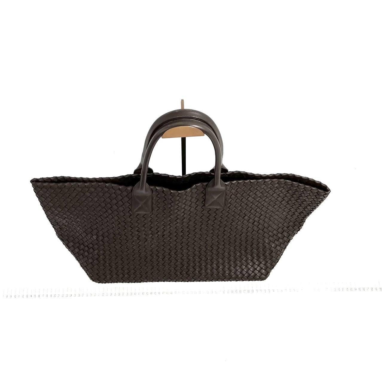 Bottega Veneta Cabat Large Intreccio Leather Tote Bag Dark Chocolate Brown 42cm 1