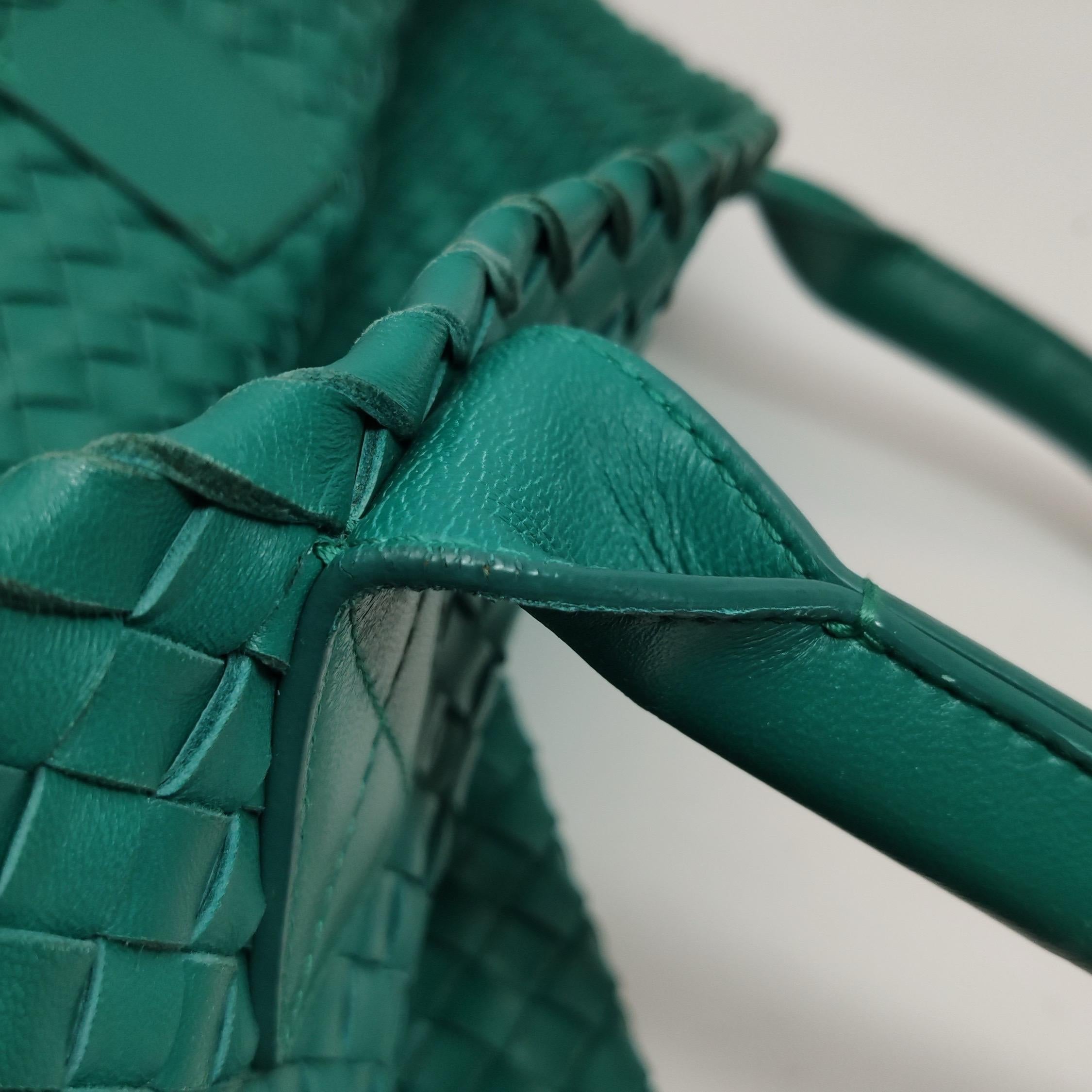 Bottega Veneta Cabat Große Intreccio Leder Tote Bag Grün mit Beutel 40cm im Angebot 13
