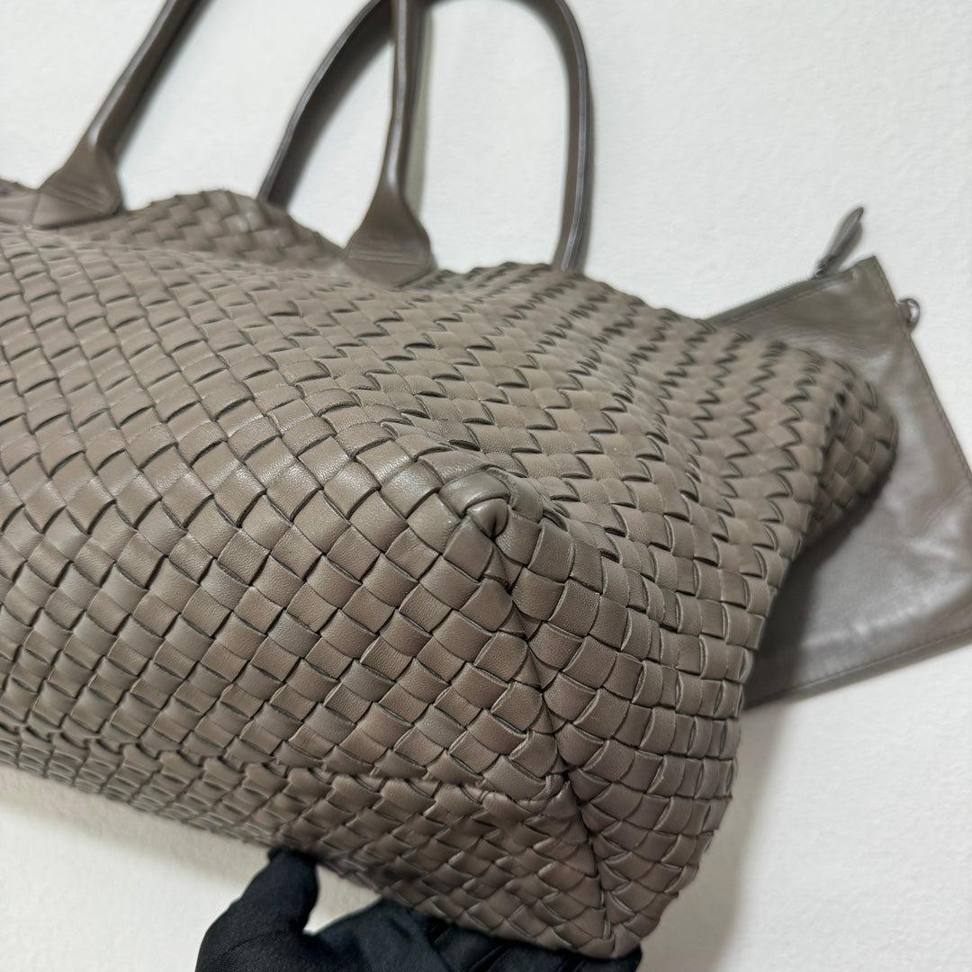 Bottega Veneta Cabat Large Intreccio Leather Tote Bag Grey 40-43cm 6