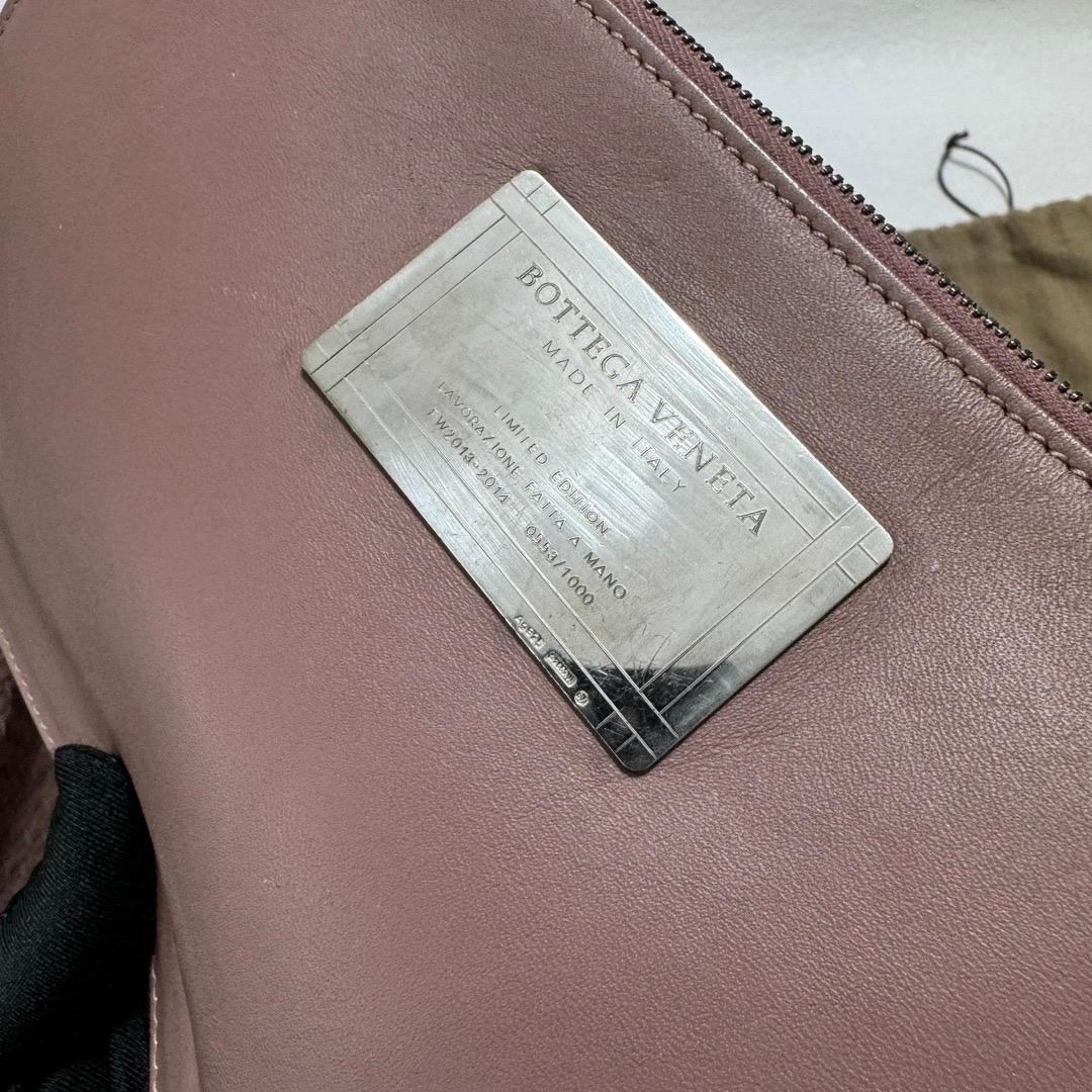 Bottega Veneta Cabat Large Intreccio Leather Tote Bag Pink 42cm For Sale 13