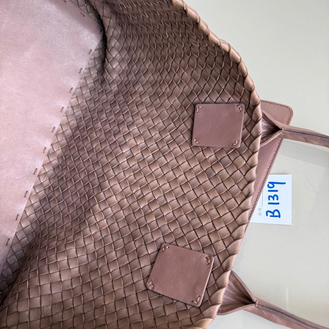 Bottega Veneta Cabat Large Intreccio Leather Tote Bag Pink 42cm 15