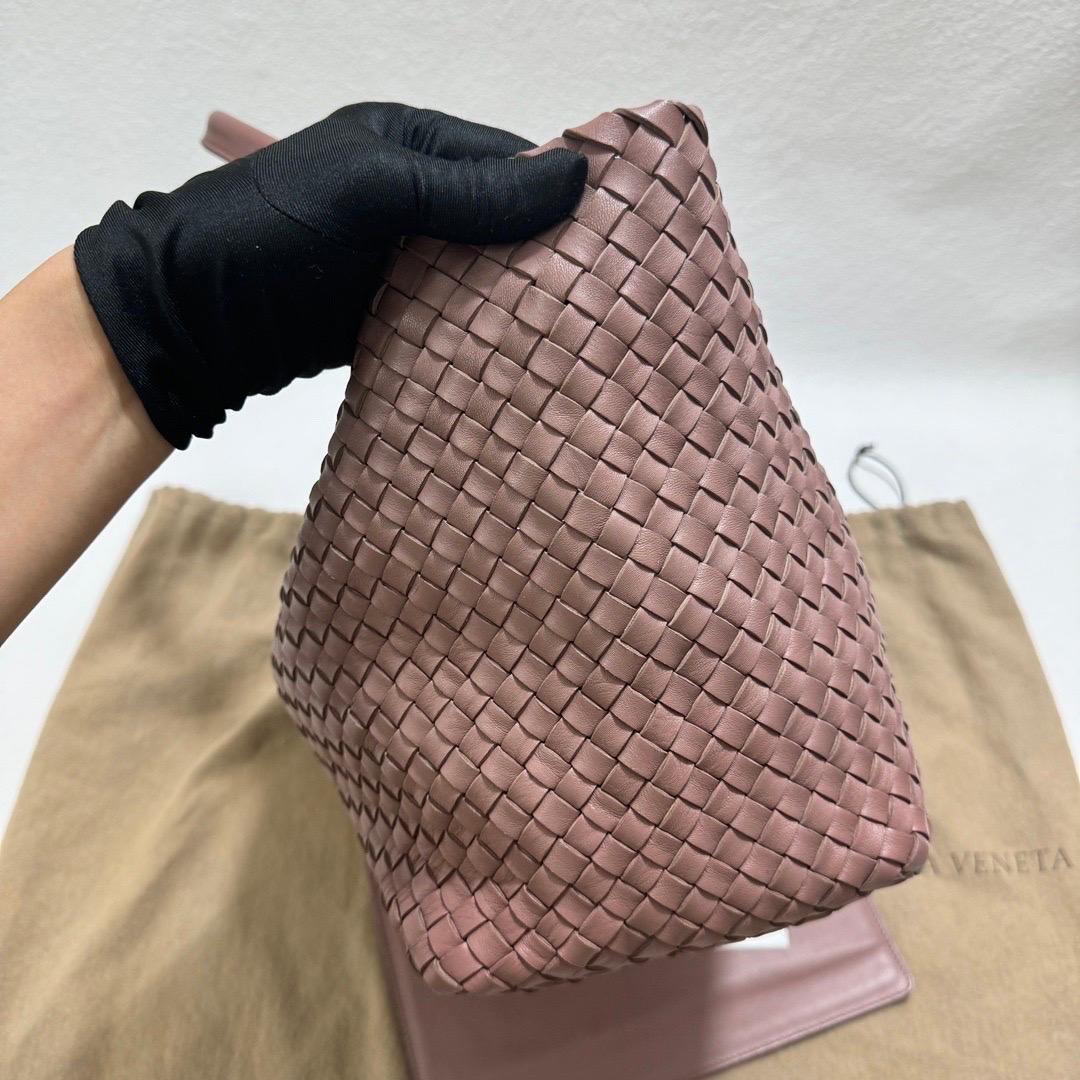 Brown Bottega Veneta Cabat Large Intreccio Leather Tote Bag Pink 42cm For Sale