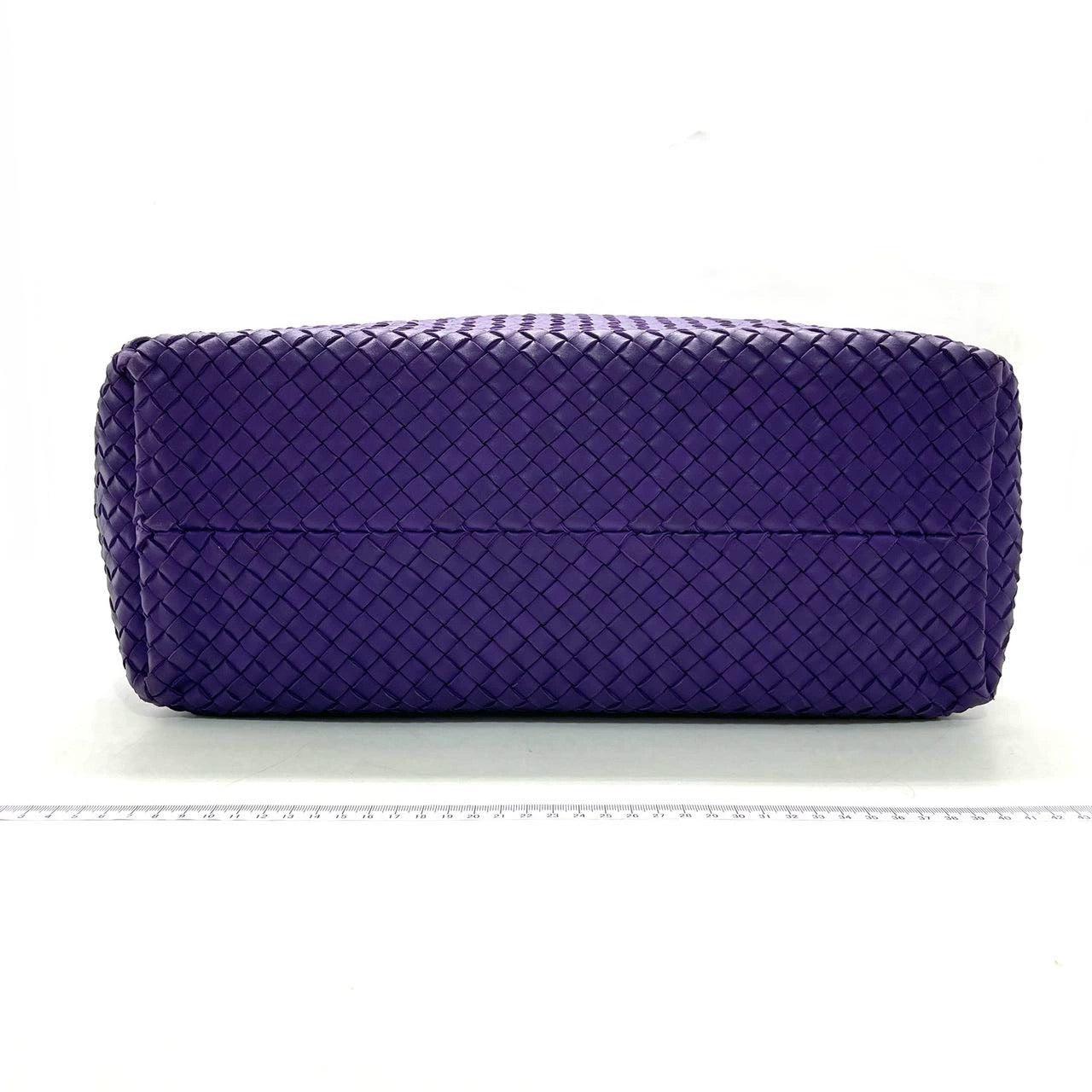 Bottega Veneta Cabat Bolso Tote Grande de Piel Intreccio Morado con Bolsita 40cm en Excelente estado para la venta en AUBERVILLIERS, FR