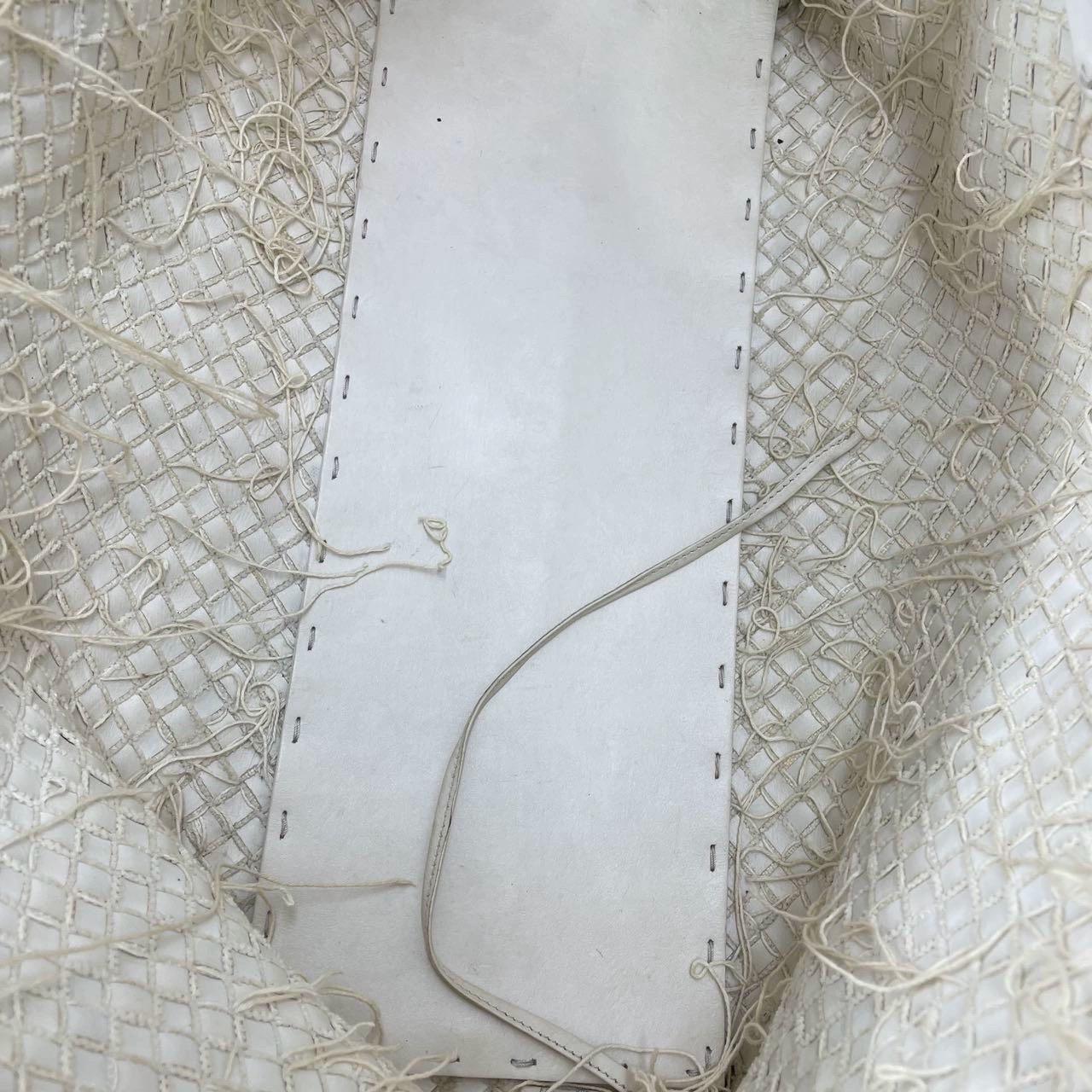 Bottega Veneta Cabat Large Intreccio Leather with Fringes White Ecru 40cm For Sale 12
