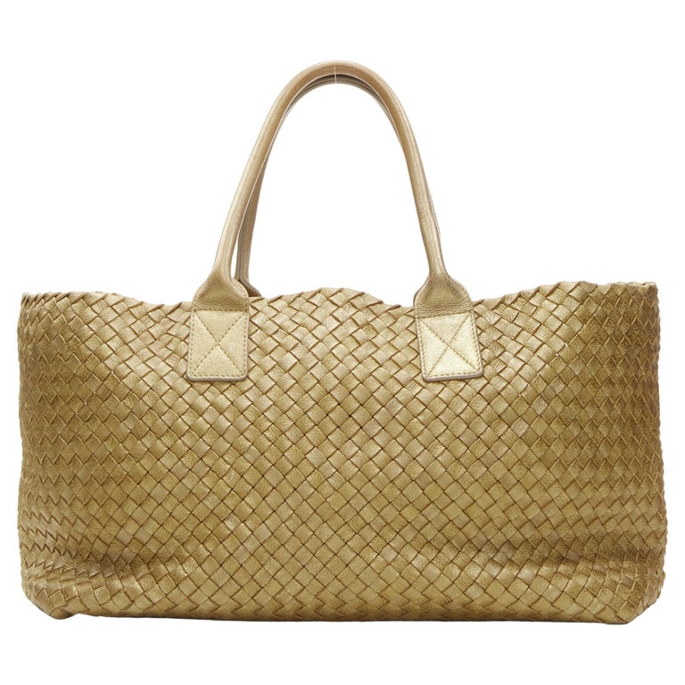 BOTTEGA VENETA Cabat Limited Edition metallic gold Intrecciato woven  leather bag For Sale at 1stDibs