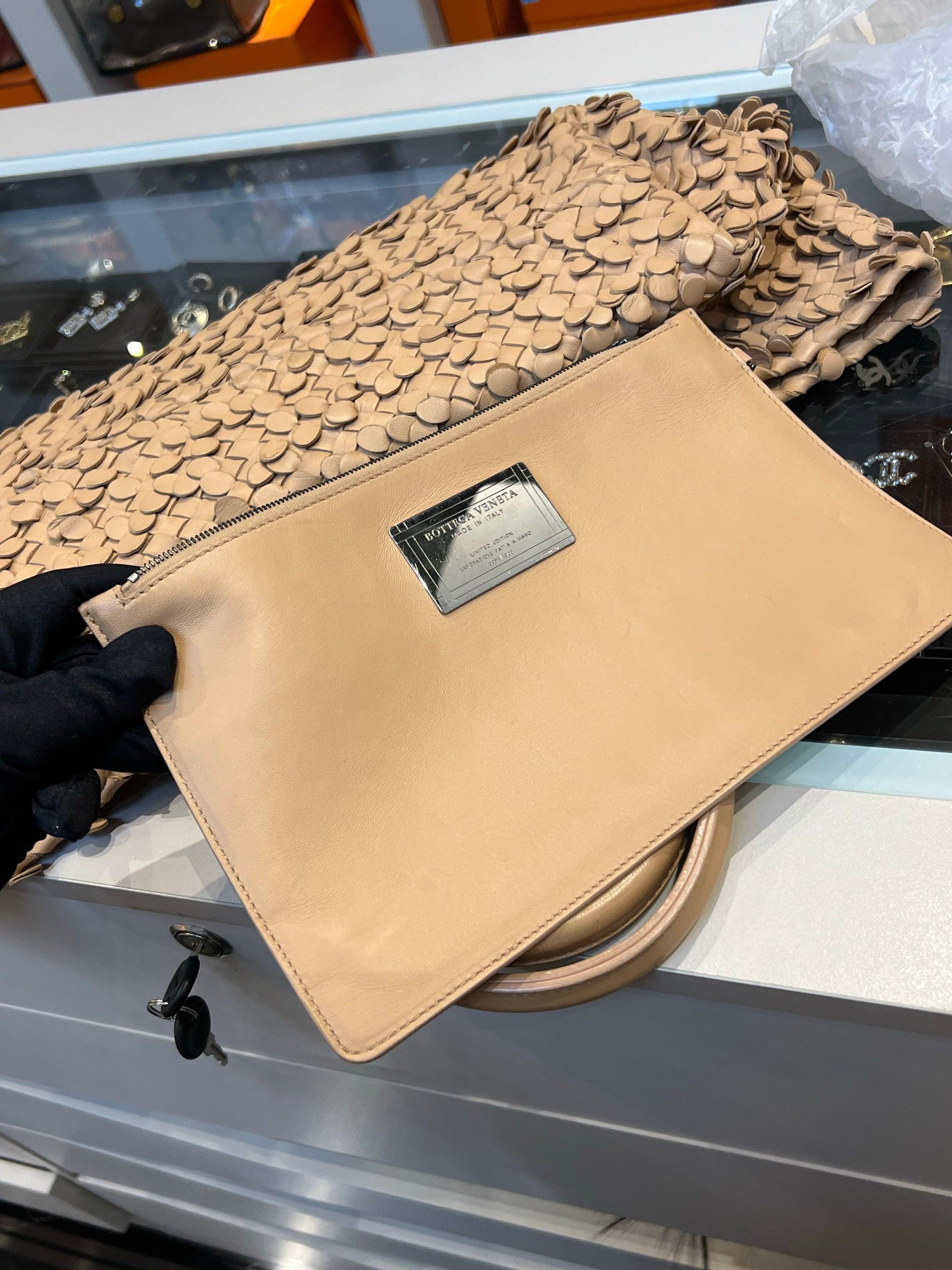 Bottega Veneta Cabat Limited Tan Poussin Paillettes Tote Beige 7