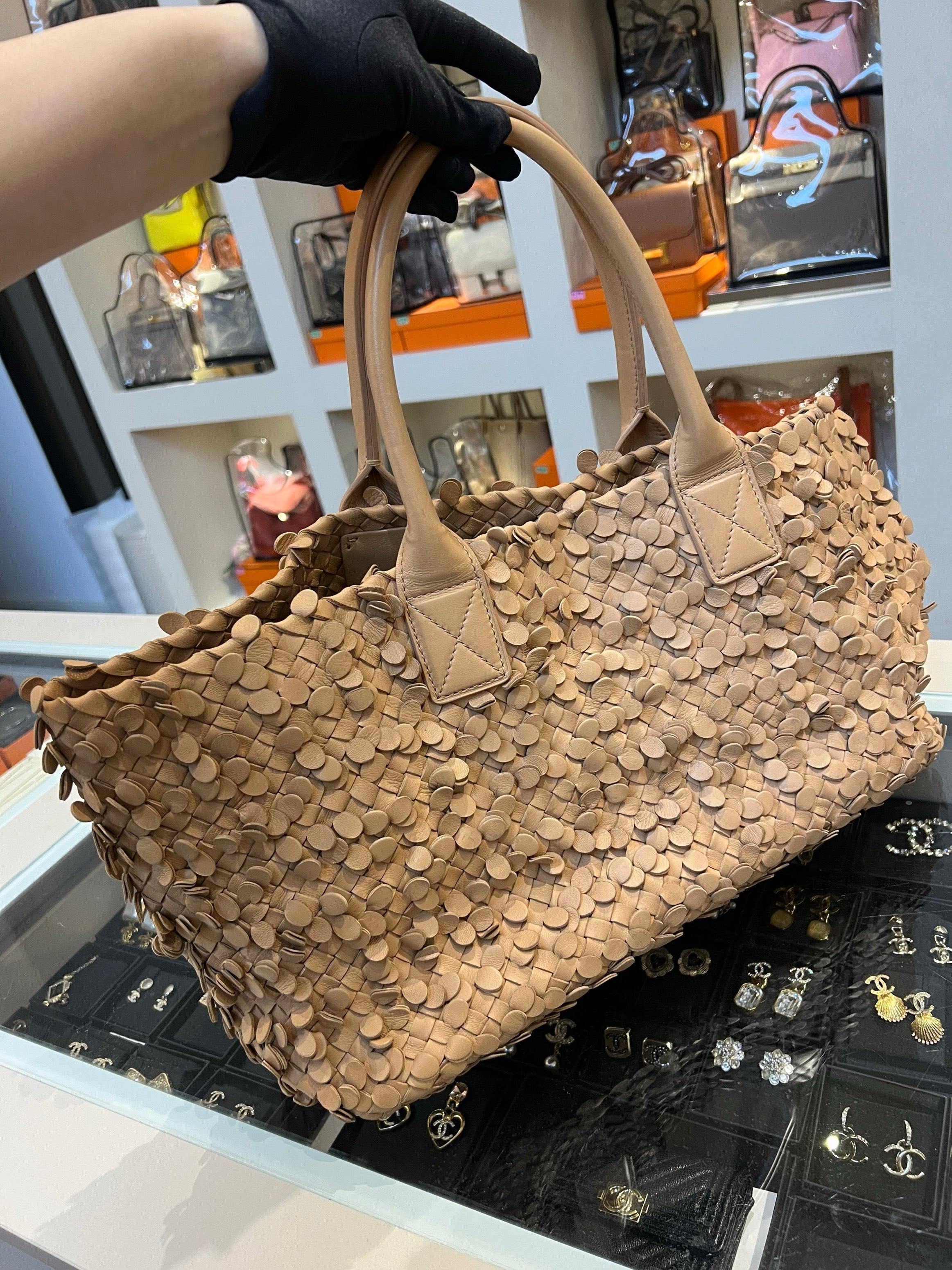 Bottega Veneta Cabat Limited Tan Poussin Paillettes Tote Beige 1