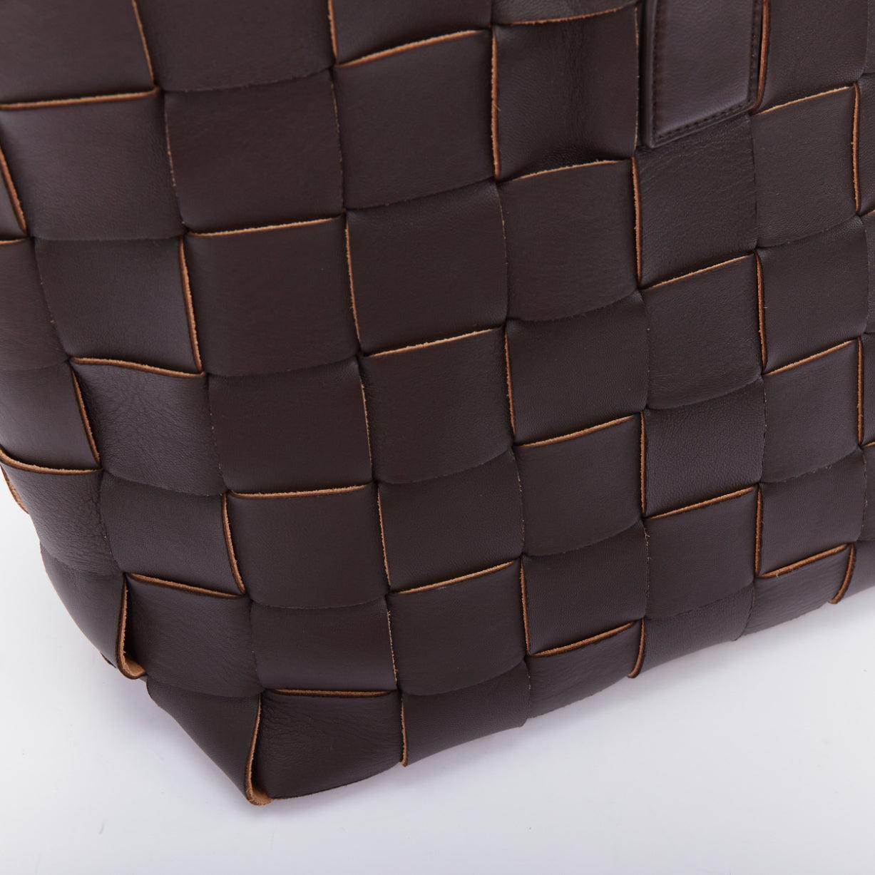 BOTTEGA VENETA Cabat Maxi Intrecciato dark brown woven leather tote bag 4