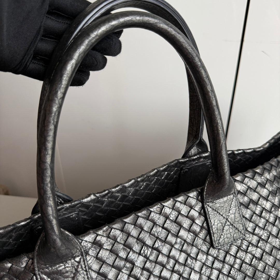Bottega Veneta Cabat Maxi Intreccio Leather Tote Bag Metallic 50cm 12