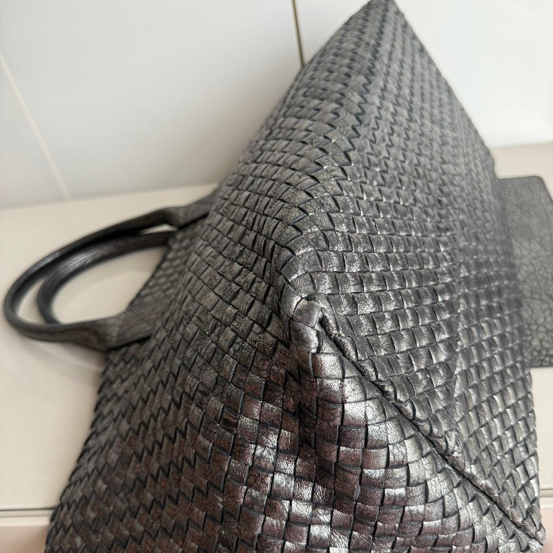Bottega Veneta Cabat Maxi Intreccio Leather Tote Bag Metallic 50cm 1