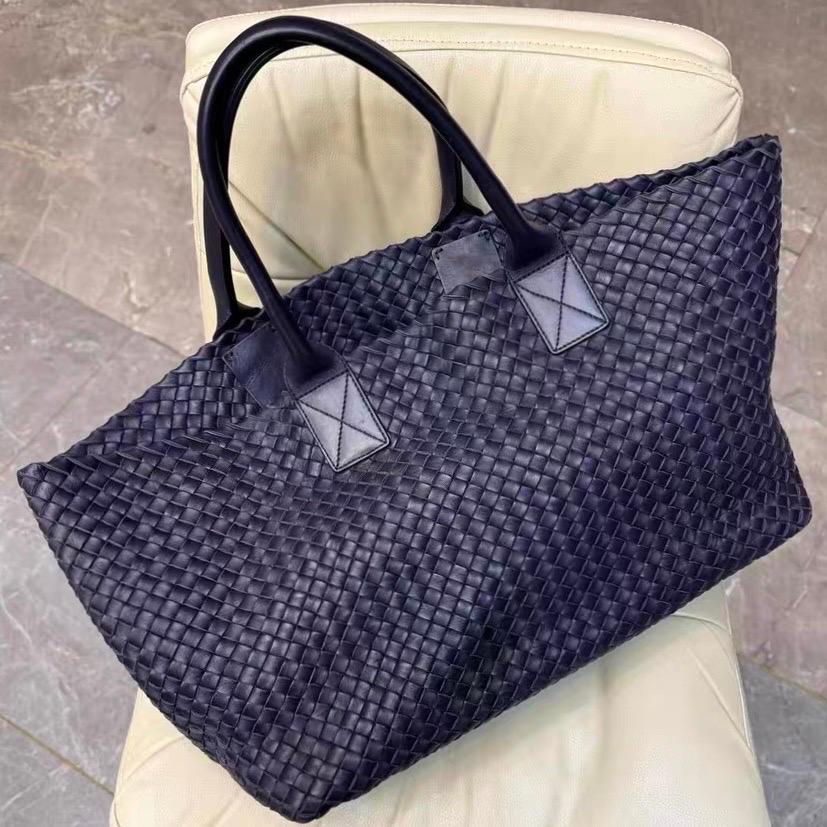 Bottega Veneta Cabat MM Intreccio Leather Tote Bag Navy 40cm