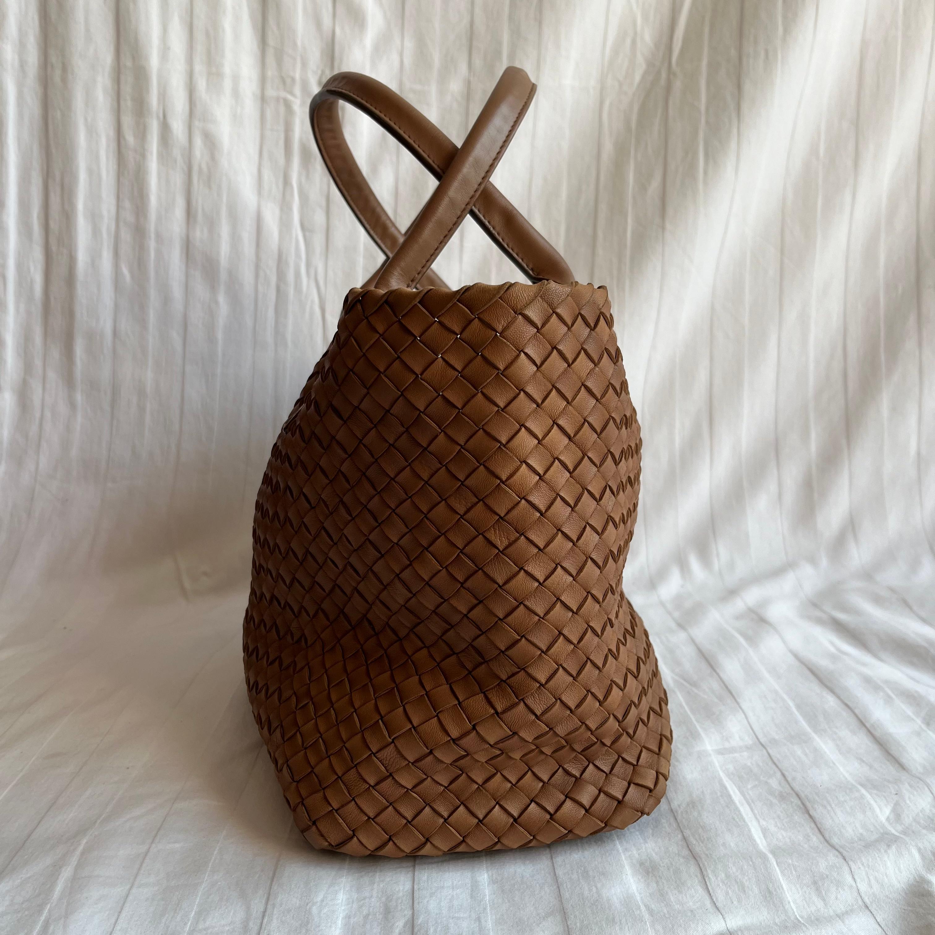 Donna Bottega Veneta Cabat PM Intreccio in pelle Bottega Intreccio Marrone Cioccolato 32cm in vendita