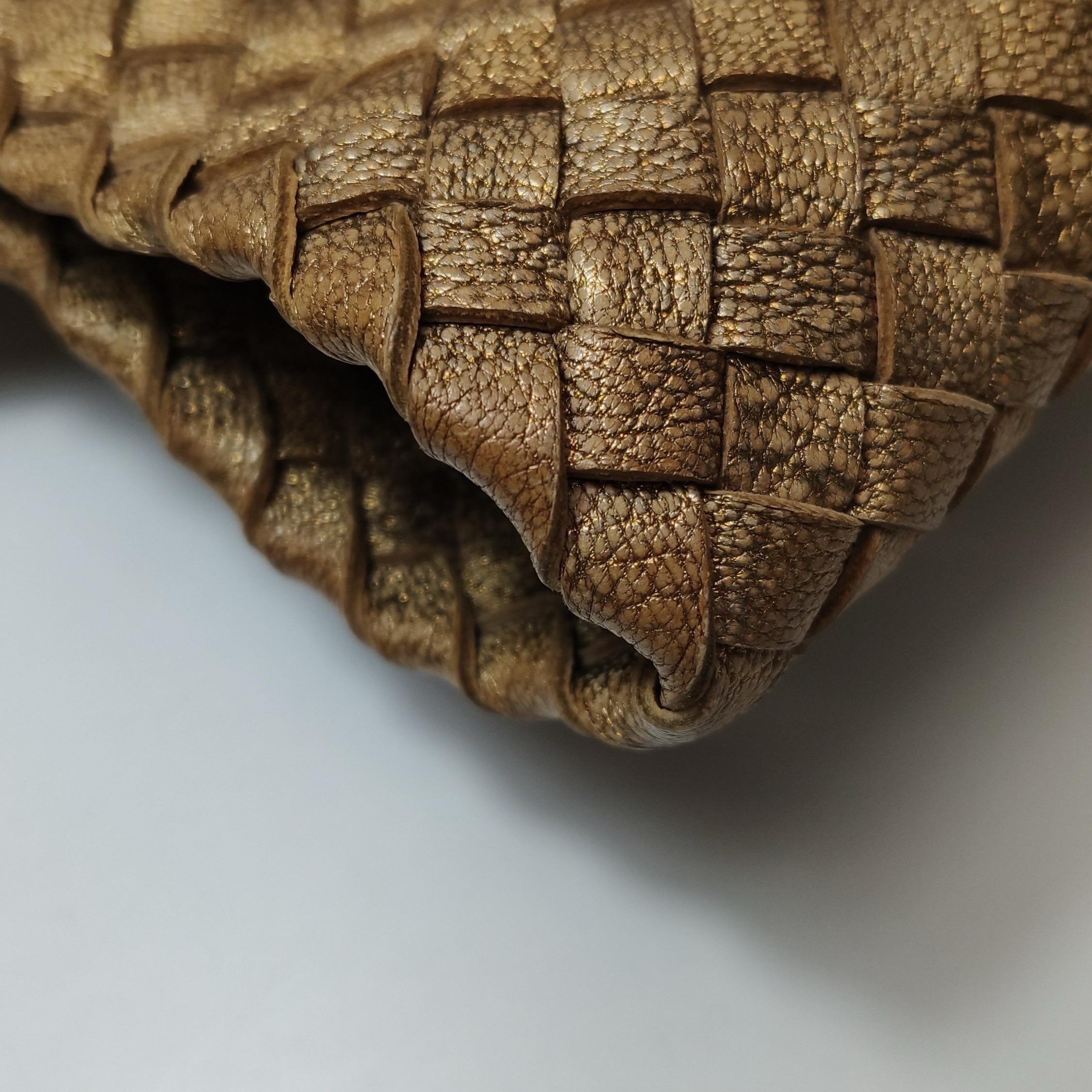 Bottega Veneta Cabat PM Intreccio in pelle Bottega Intreccio Oro 32cm in vendita 8