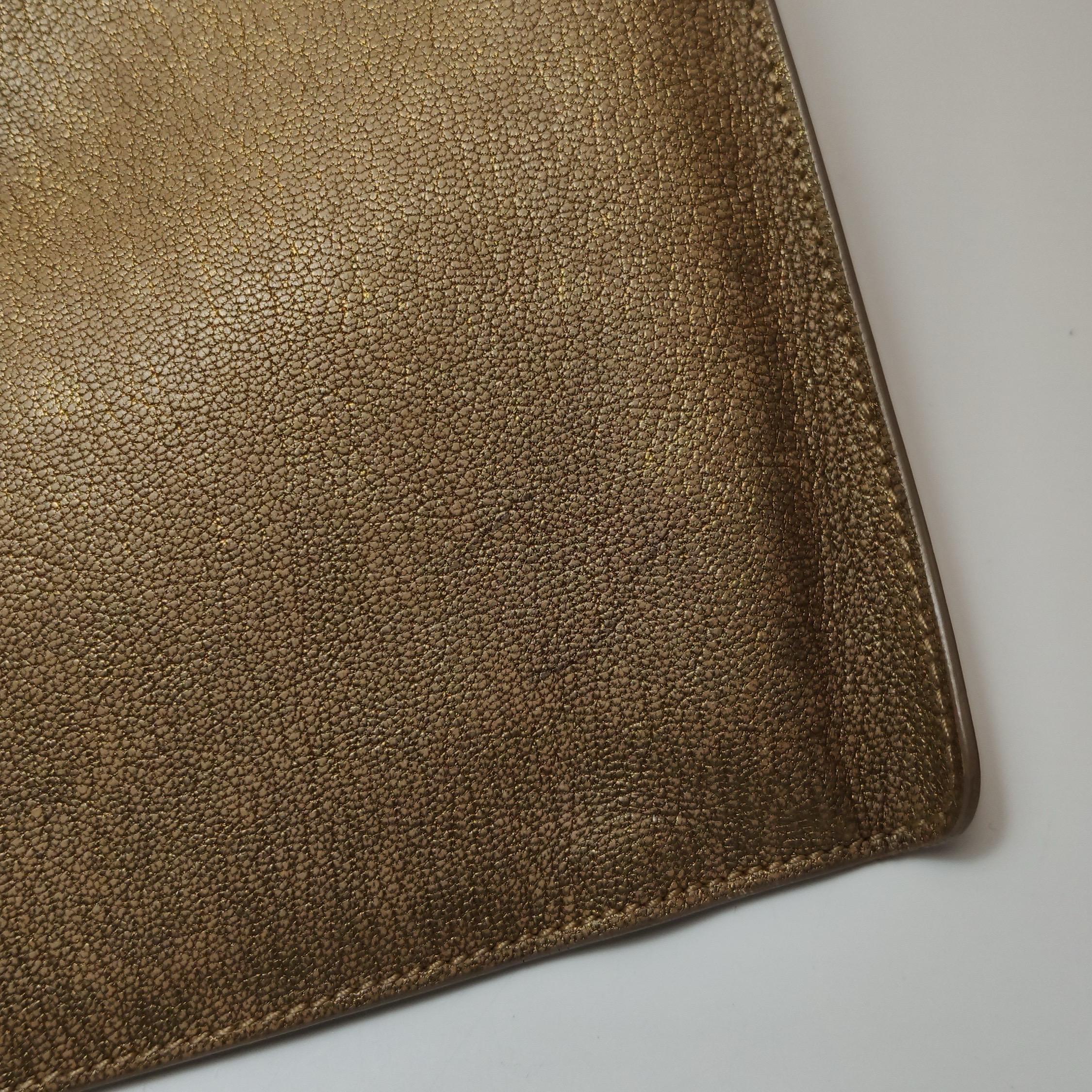 Bottega Veneta Cabat PM Intreccio in pelle Bottega Intreccio Oro 32cm in vendita 14