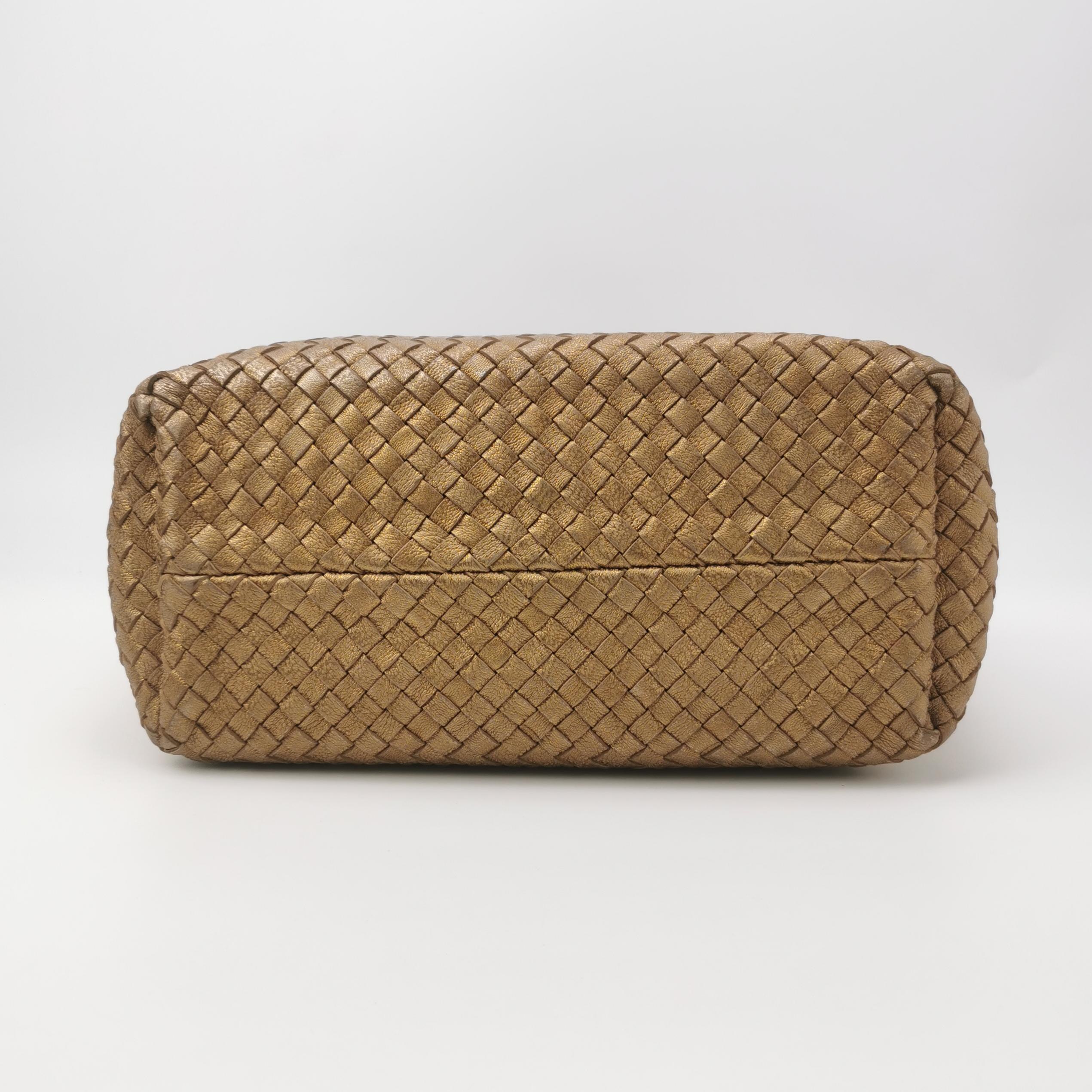 Bottega Veneta Cabat PM Intreccio in pelle Bottega Intreccio Oro 32cm in vendita 2