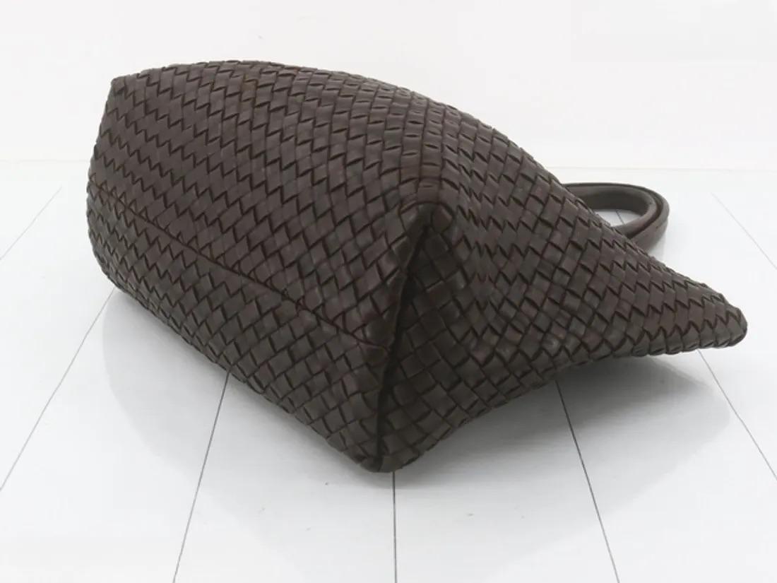Women's Bottega Veneta Cabat Small Intreccio Leather Tote Bag Brown For Sale