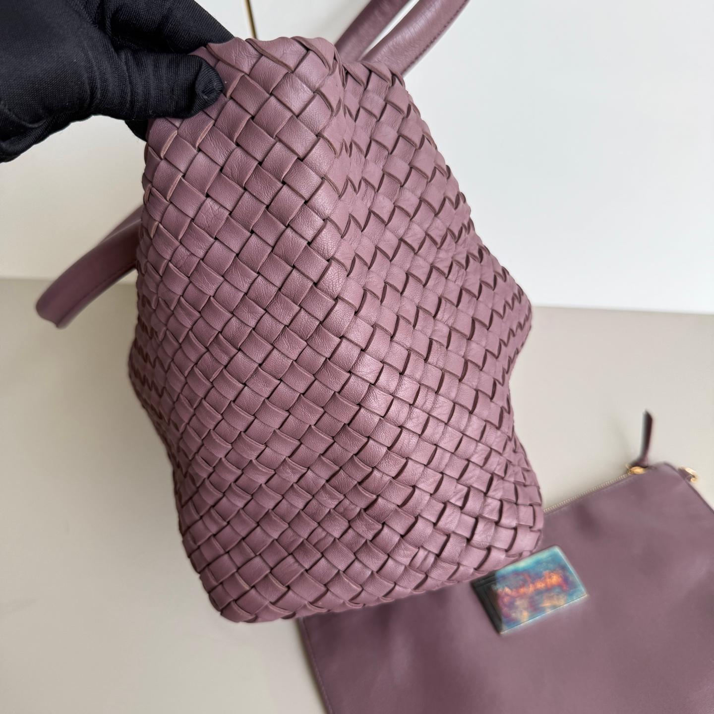 Gray Bottega Veneta Cabat Small Intreccio Leather Tote Bag Mauve Purple Pink 30cm For Sale