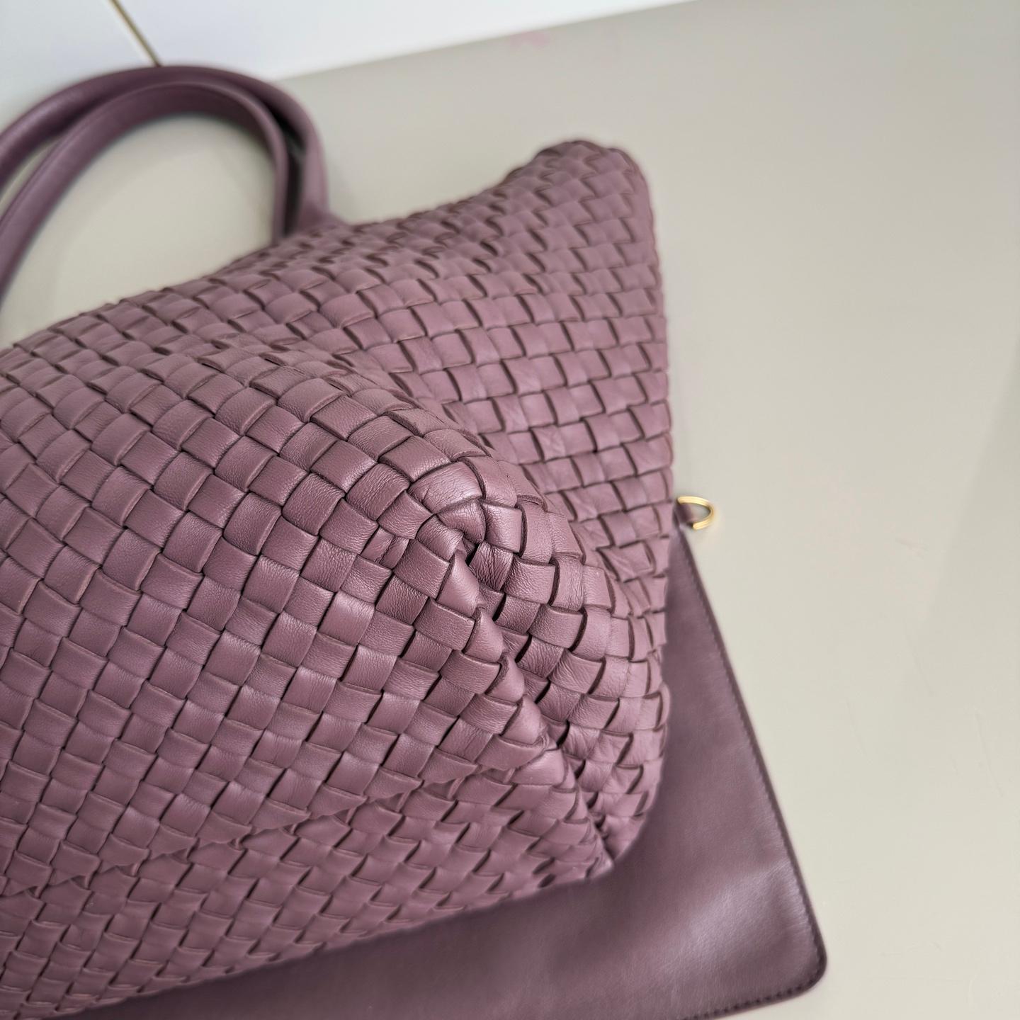 Bottega Veneta Cabat Small Intreccio Leather Tote Bag Mauve Purple Pink 30cm For Sale 1