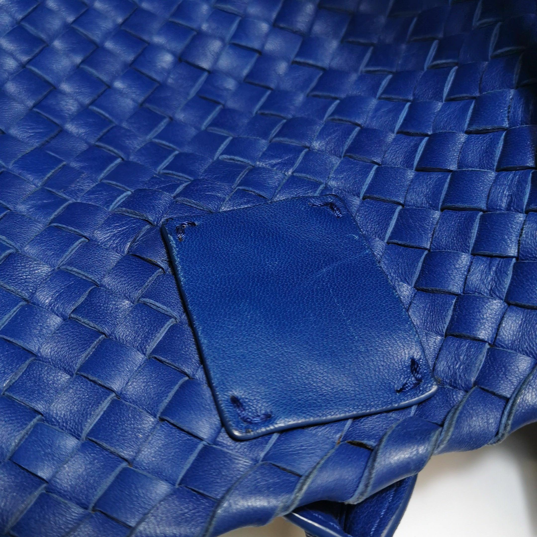 Bottega Veneta Cabat Small Intreccio Leather Tote Bag Navy Blue For Sale 7