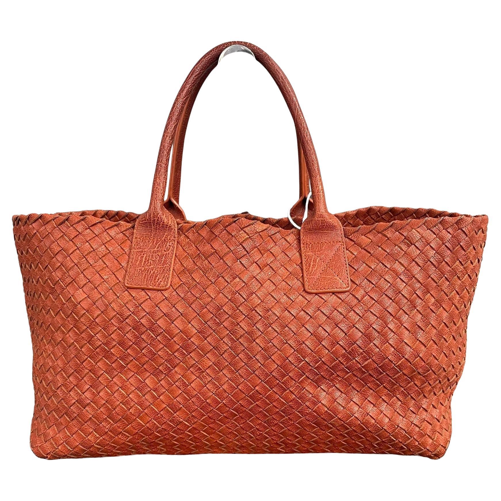 Bottega Veneta Cabat Tote Arancio Metallizzato Bruciato Pelle Intrecciata 40cm in vendita