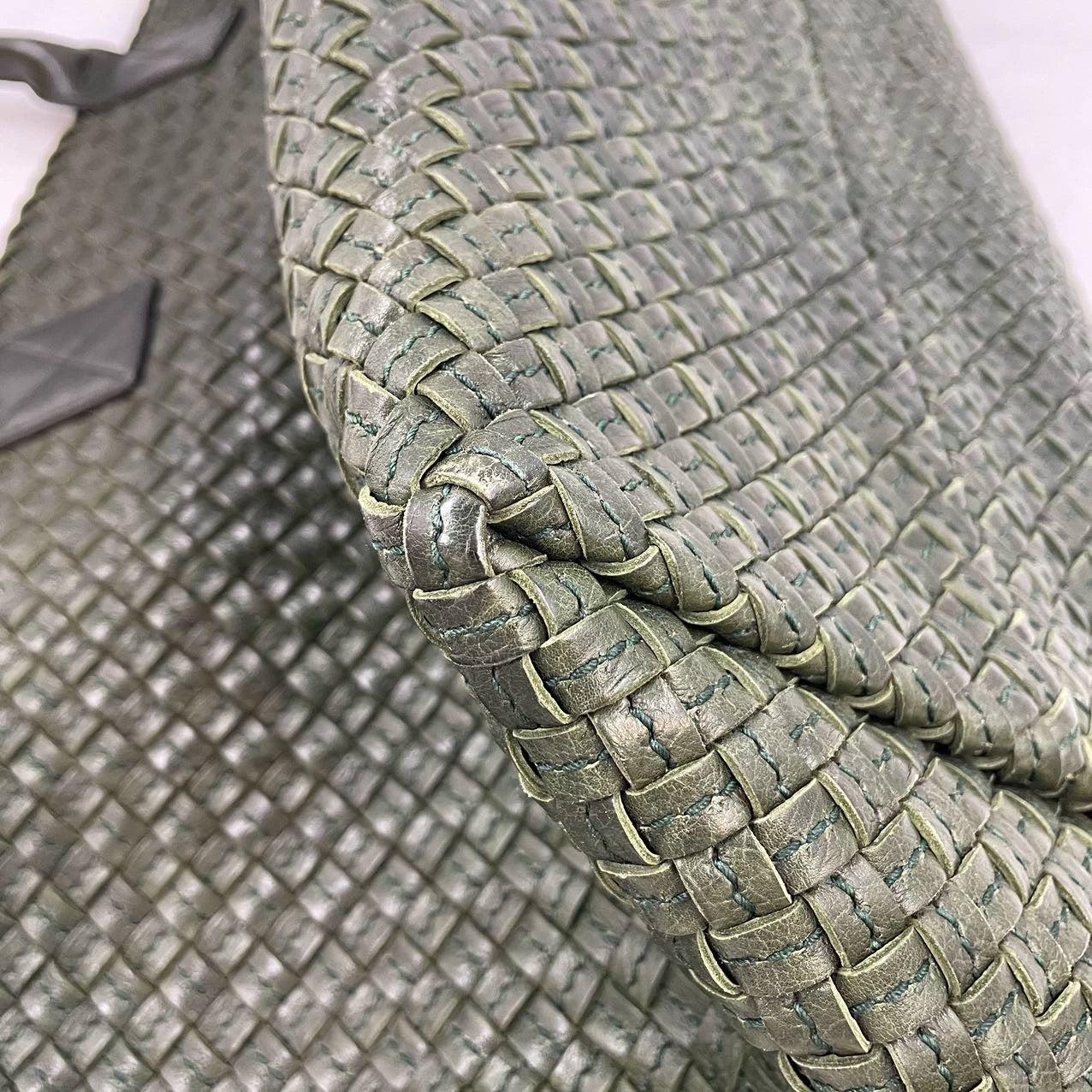Bottega Veneta Cabat Tote Dark Green Intreccio Leather 45cm 15