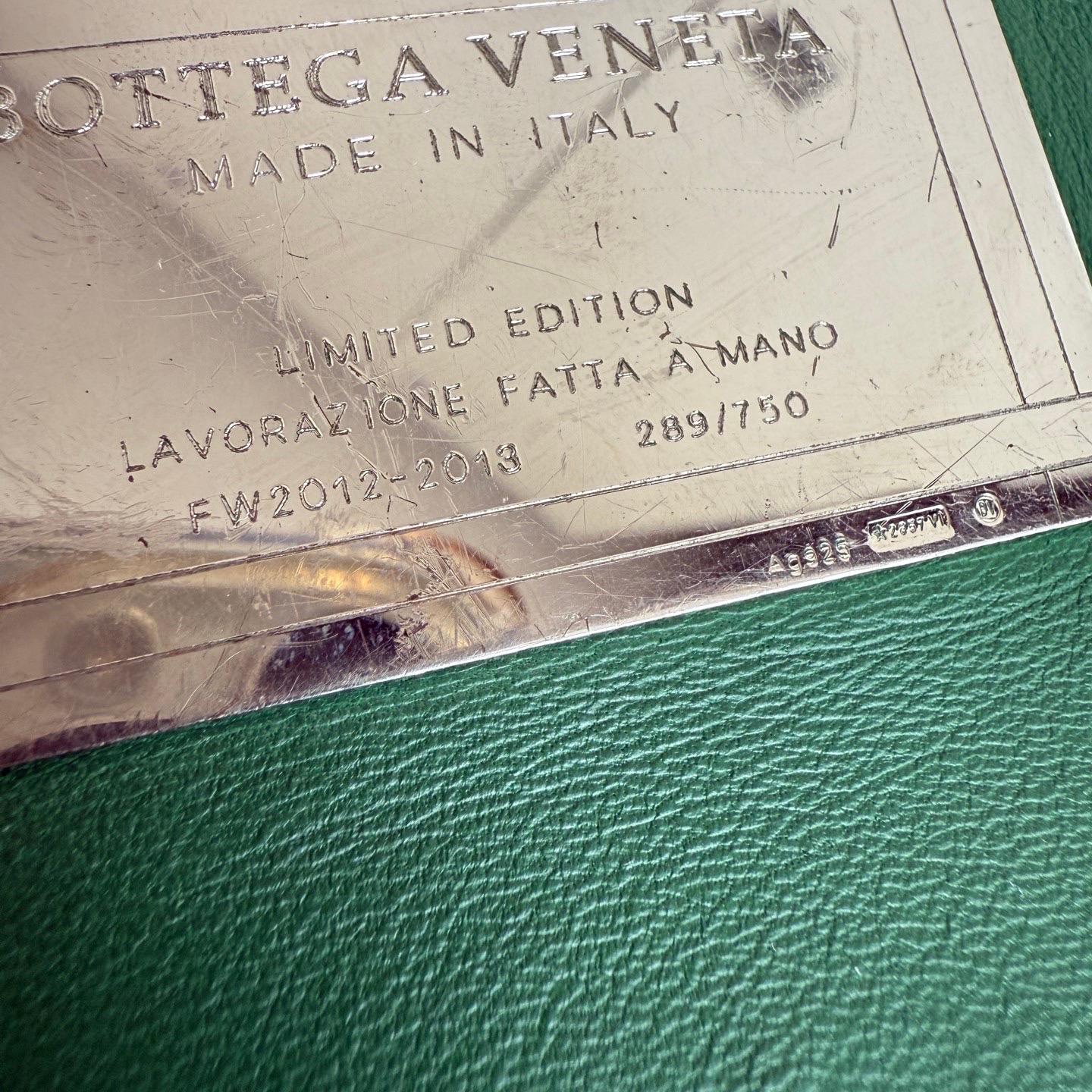 Bottega Veneta Cabat Tote Green Intreccio Leather 45cm For Sale 11